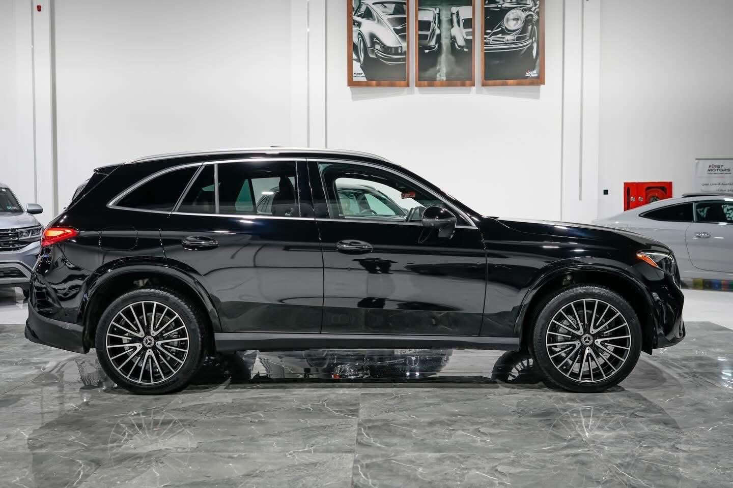 Mercedes GLC 300 2023 
رقم کاتی 
مکان سیارە اربیل 
ماشی ٢٠ الف 
بیها ٢ قطعە صبغ بدون داخل 
سعر ٣٩٠ ورقە 
***********
*********** أربيل, العراق
