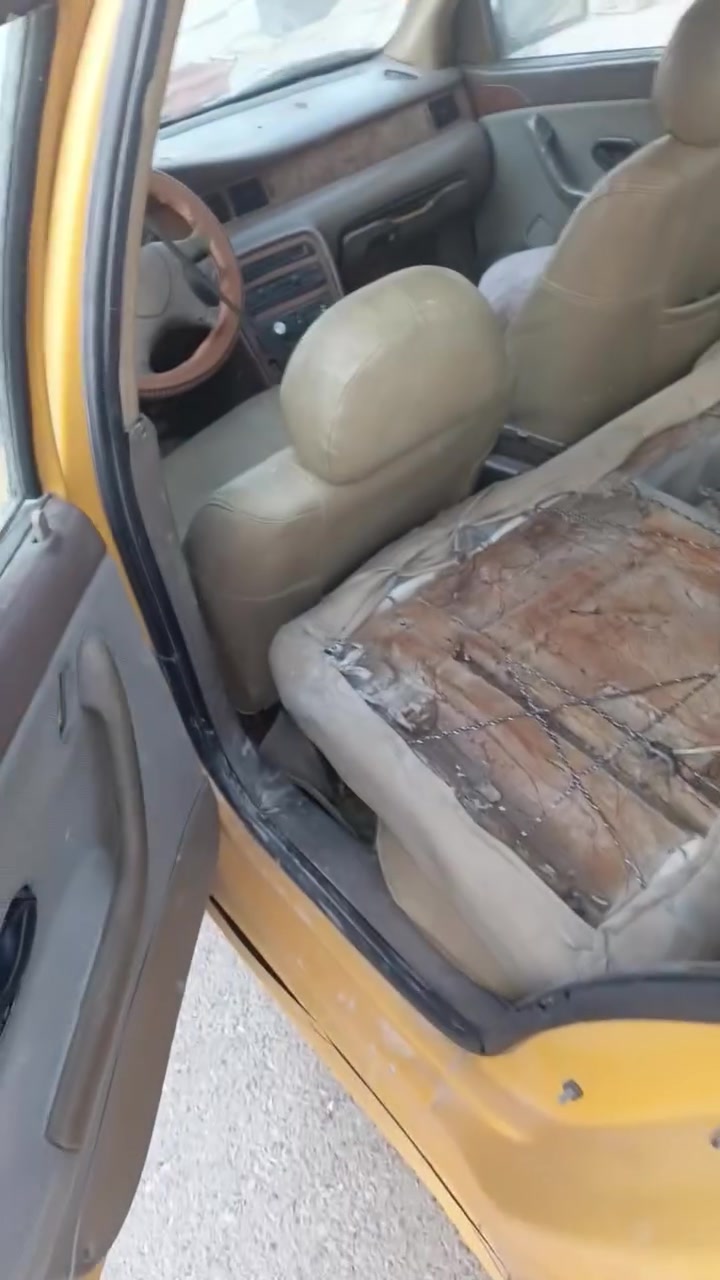 للبيع ما تشتغل  عاوجه ولفات اعتقد انطيك محرك كايم كوم حديد سعر 18قفل قفل   المكان ديالى جلولاء رقم بغداد هزه جديده  رقم انكليزي لهل خانقين بيها دفتر بانزين سعره بل 200فوك المهم  كوم حديد انطيك اياها محرك واكف. وسعرها مثل ما مذكور 18


**إذا كنت صاحب هذا الإعلان وتريد حذفه لأي سبب، رجاءا أرسل رسالة إلى الدعم الفني**