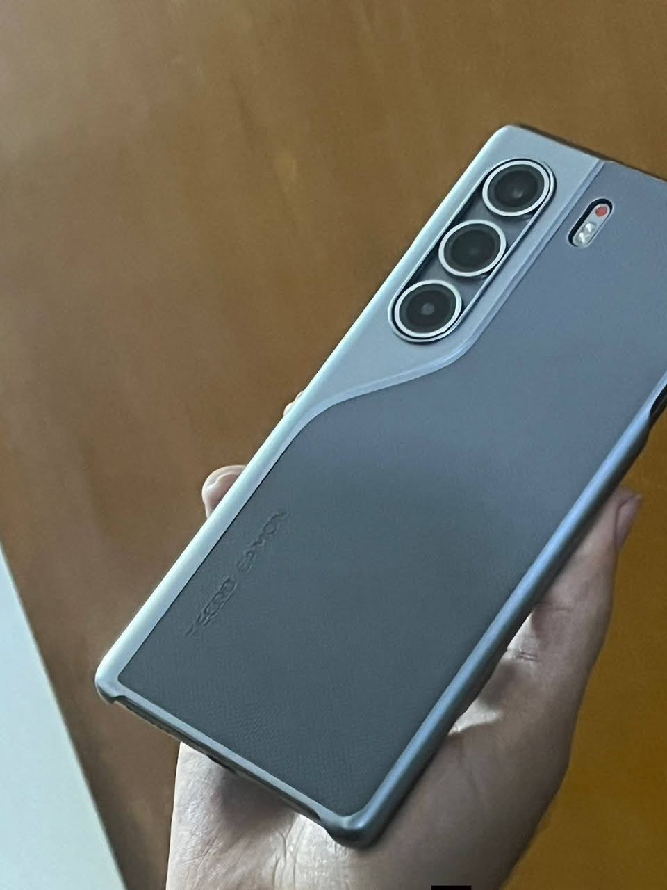 السلام عليكم تكنو كامون 40برو ذاكره 256 العشوائية 24 ستخدام شهر السعر 280 قفل ***********
