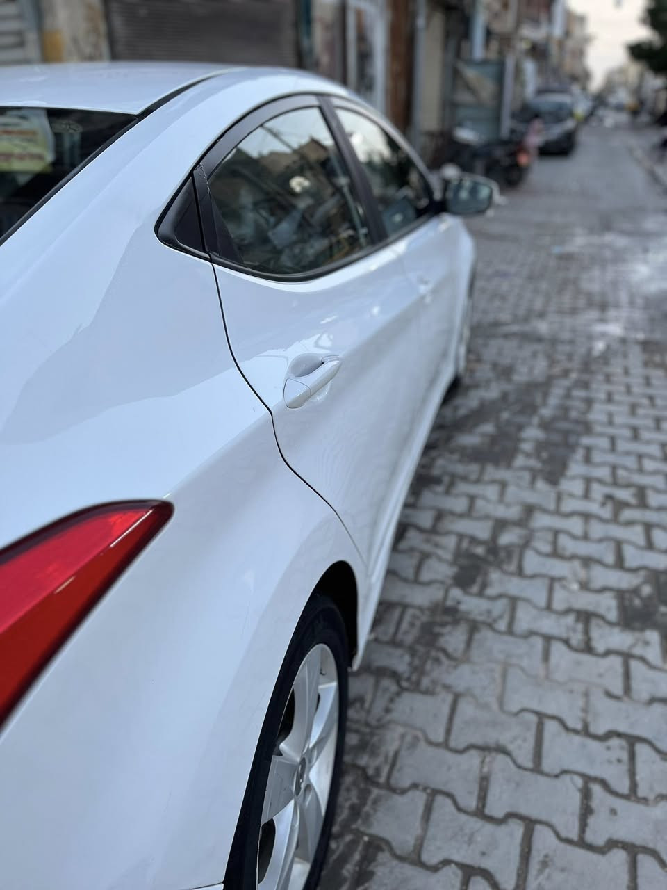 ***********السلام عليكم انتره خليجي موديل ١٣ مكفوله بيه شبر باب الصدر صبغ مبين سياره مال بيت   جديده تايرات جدد باتري جديد تدفه تبريد مكينه كير كله جديد مكينه كير مكفولا ممفتوحات  صدر امامي ويه الدبلات جديد رقم جديد هزه جديده سنويه جديده مكان السياره الحريه السعر ١١٨
***********
