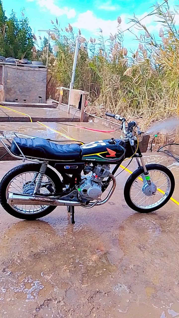 *********** دراجه للبيع هذا لرقم موجود يريد يخابرني دراجه كلگ دوانيه.
