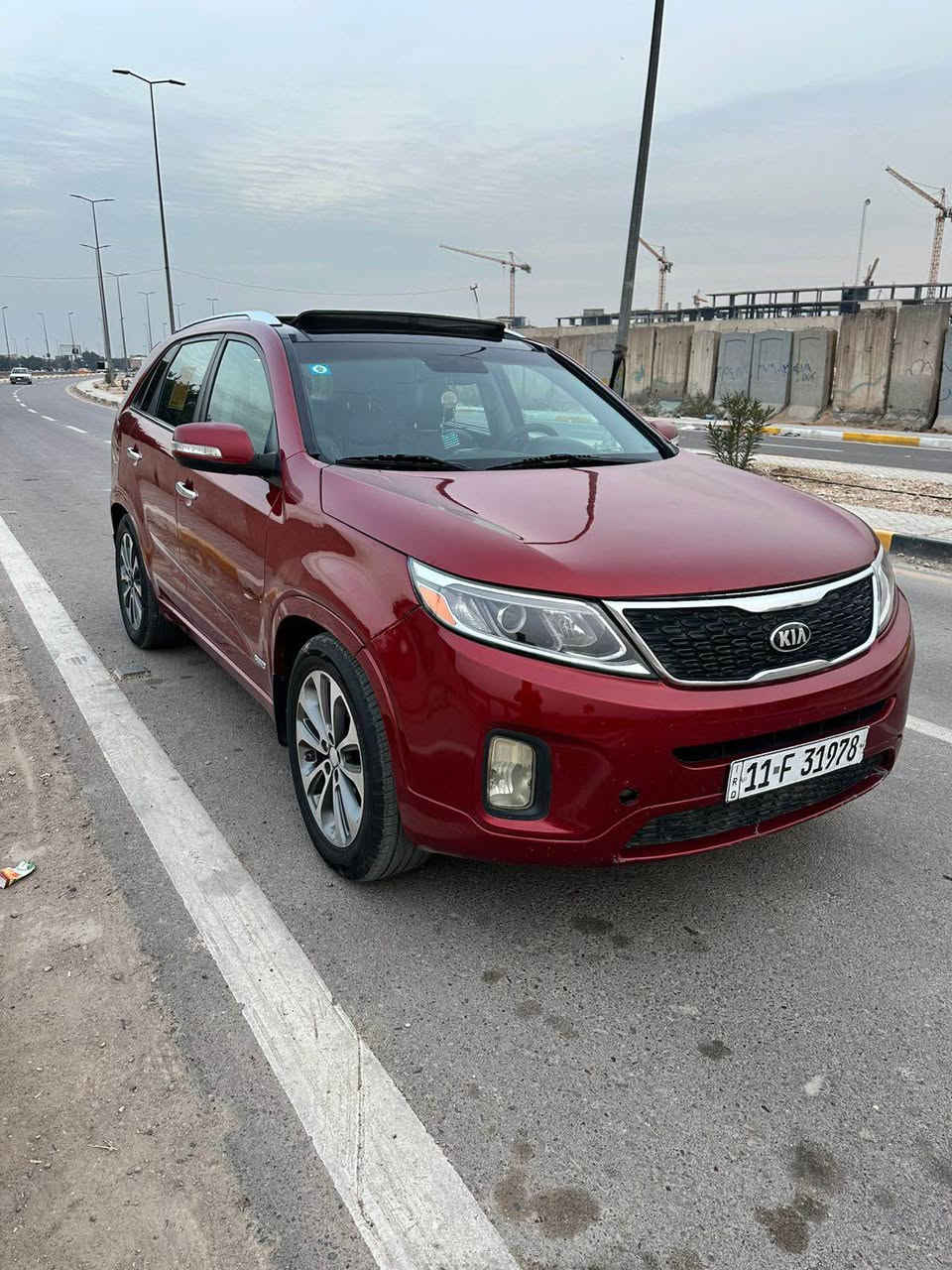 السلام عليكم سورنتو موديل ٢٠١٤ للبيع

وارد أمريكي فول موصفات فئه SX

حادثها سرقه جاملغين  بدون دواخل 

وبل عراق نص جامغ خلفي صبغ 

صور حادث بل منشور 

مكينه 6 سلندر  ٧ راكب  3 قطع تبريد 

سياره جاهزه بدون اي نقص مكان بغداد

 السعر ١٤٥  رقمي *********** بغداد, العراق
