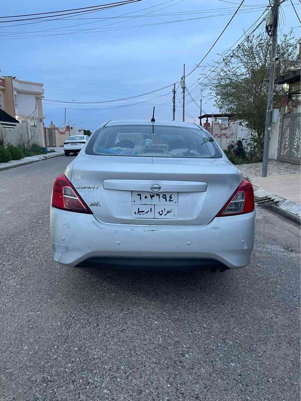 نيسان سني 2018 ،، السيارة بوضع جيد
محرك وگير بوضع جيد لكن يوجد مشكلة وهي تسريب بسيط من المحرك والگير ويمكن علاجه وتصليحه
المسافة المقطوعة 158000 كم
3 قطع صبغ ،، يوجد حالياً ضربة خفيفة من جهة الراكب الخلفي ،، سنوية وهزة تحتاج تجديد ،، سعر السيارة 70 ورقة قفل ،، رقم للتواصل واتس اب واتصال عادي *********** أربيل, العراق
