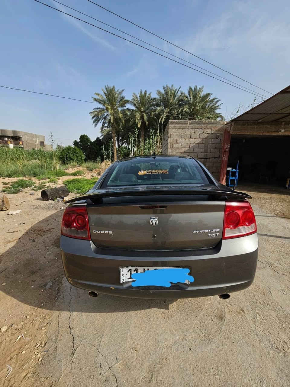 للبيع: دوج جارجر (Dodge Charger) موديل 2010
المواصفات العامة:
​الموديل: 2010
​الفئة: SXT
​المحرك: 6 سلندر (V6) بسعة 3.5 لتر (بحالة ممتازة)
​الرقم: بغداد (رقم ألماني/إنجليزي جديد)
​الاضافات والمميزات:
​داخل كشنات جلد بلون أسود بحالة نظيفة جداً.
​نظام تشغيل (بصمة).
​شاشة عرض وسطية حديثة مع كاميرا.
​تحكم ستيرن.
​تخم تاير وويلات بلاد حجم 17.
​جناح خلفي (سبويلر) بلادي.
​السيارة جاهزة من كل النواحي (مكينة، كير، وتبريد).
​📍 المكان/الموقع: بابل - قضاء المحاويل - طريق علي ابن الحسين.
📞 للتواصل والاستفسار:[***********]
