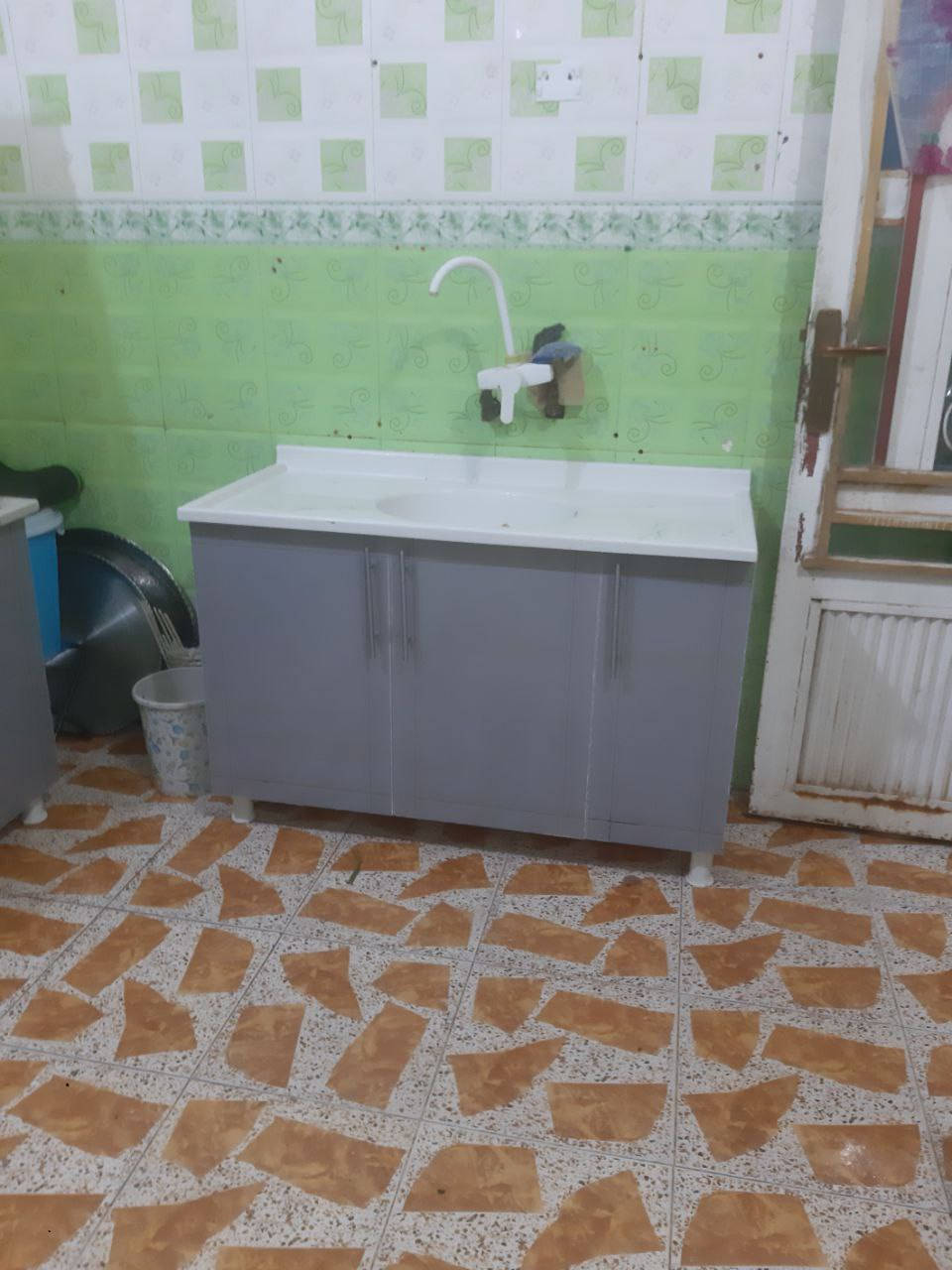 تجارب الكاونتر م̷ـــِْن بيت الزبونه الف عافيه 💛✨

مترين ارضي وملحق ومتر وعشرين سنك مرمر 
السعر 300#اكسبلور_explore#🔥🔥 #اكسبلور_2020#اضافات #دعم 
#اكسبلور #عمان #تبادل_نشر#تبادل #اضافات#ضيف_التاقات_اللي_على_الصوره#كنتور
#خزائن
#رفوف
#كراسي
#طاولات_جلوس
#Sofas
#Chairs
#Cabinets#ديكور_عراقي
#ديكور_منزلي_2026
#ديكورات
#أفكار_منزل
#تصميم_فخم#طاولات
#طاولة
#DiningTable
#CoffeeTable
#طاولة_طعام


**إذا كنت صاحب هذا الإعلان وتريد حذفه لأي سبب، رجاءا أرسل رسالة إلى الدعم الفني**