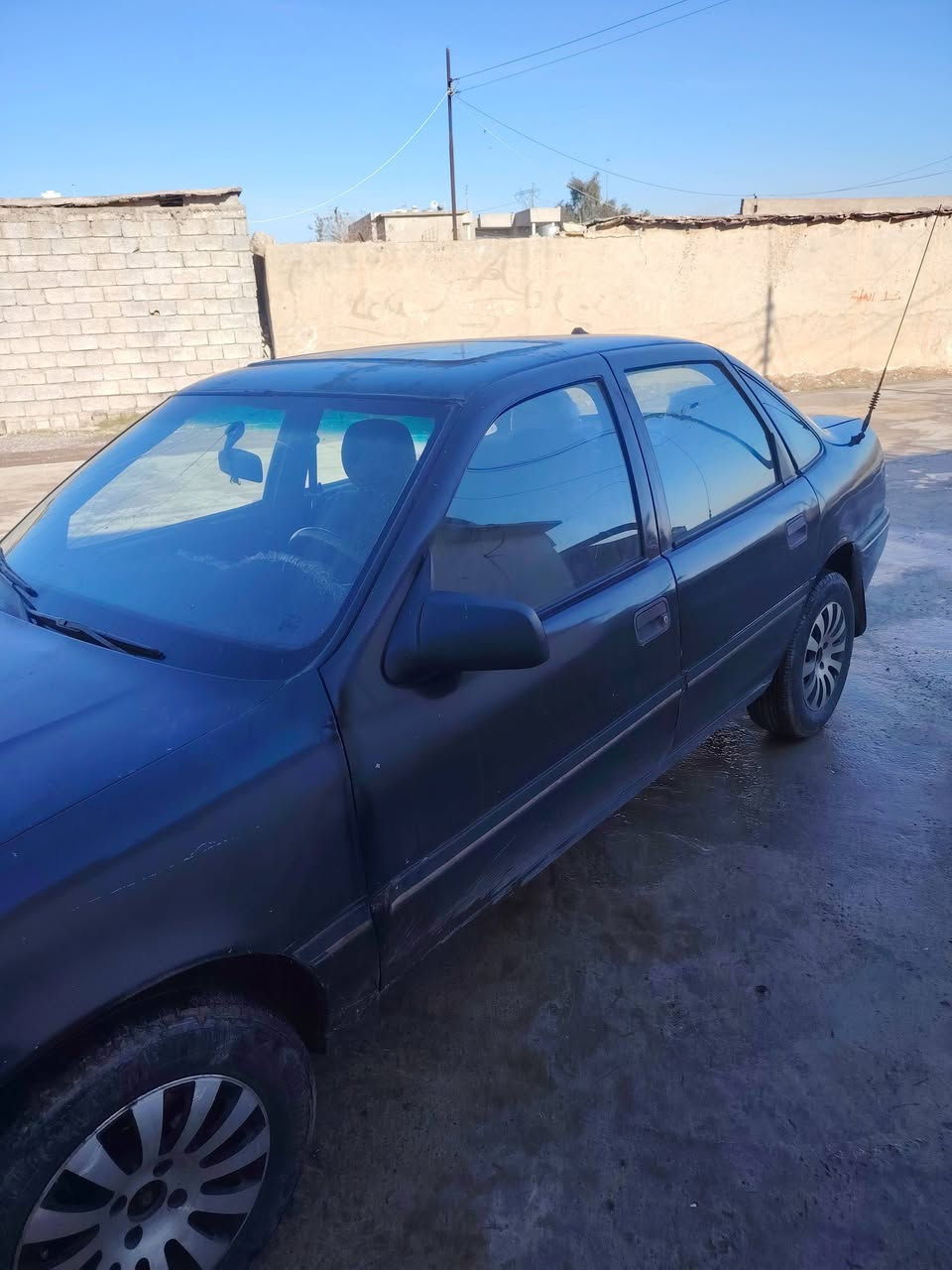 فكترا حجم 20
غاز وبنزين معها كابون بانزين
موديل 1990
سنويه جديده
***********
***********
