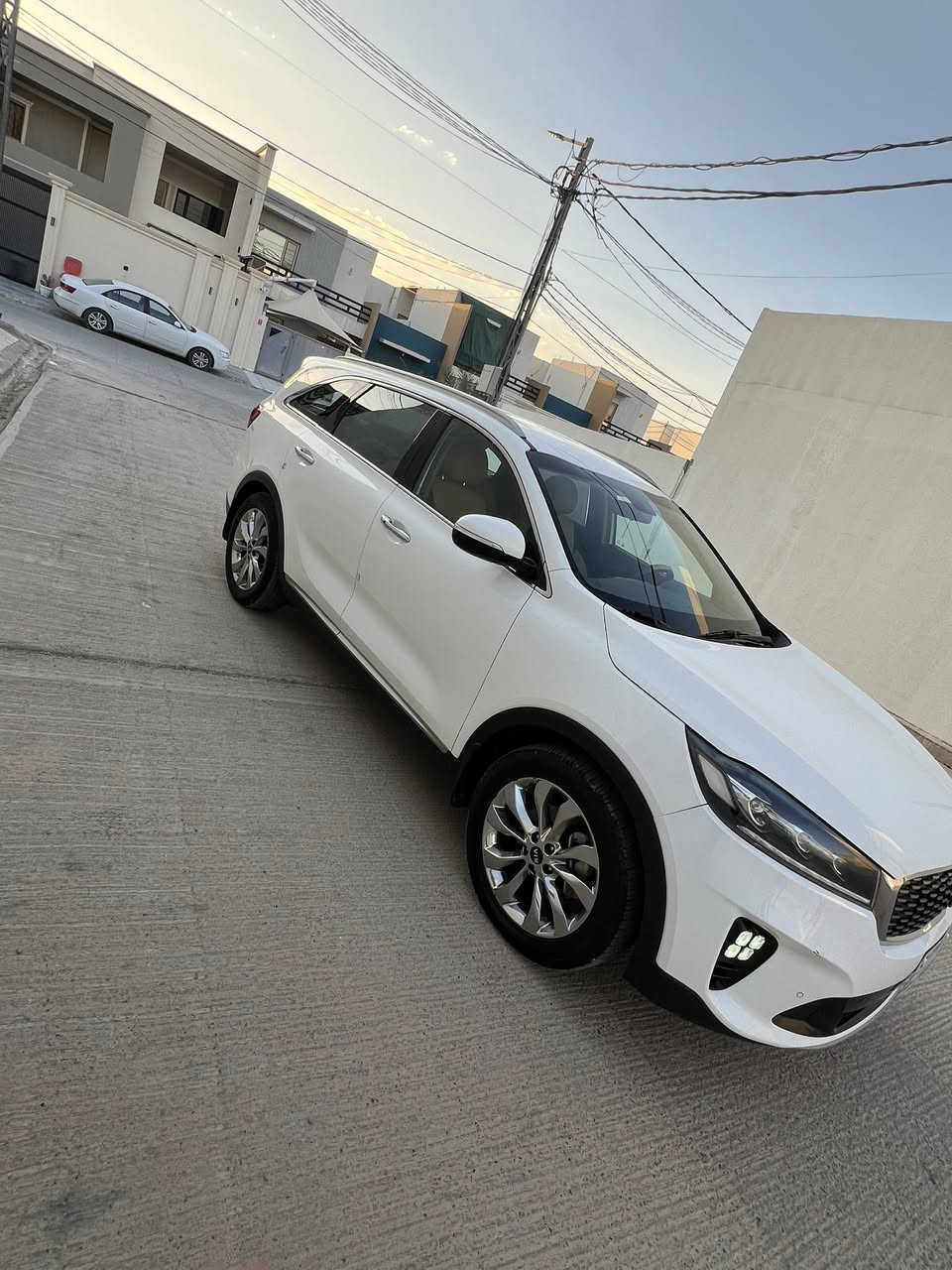 سورنتوخليجي موديل 2019كفالة عامه  تحويل مباشررقم اربيل  فول عدبنراما والفورويل
بصمه تشغيل
بصمه بيبان
حاكيه
تحكم فول
شاشه انفنكيشن
شاحن ويرأس
كراسي كهرباء
بردات خلفيه
جنطه كهرباء
٦سلندر
٧راكب ٣قطع تبريد ماشيه 110 مكينه عل وضع الشركه مامفتوح بيه برغي السعر 232وبيه مجال بيع او مراوس الاستفسار ***********او ***********
