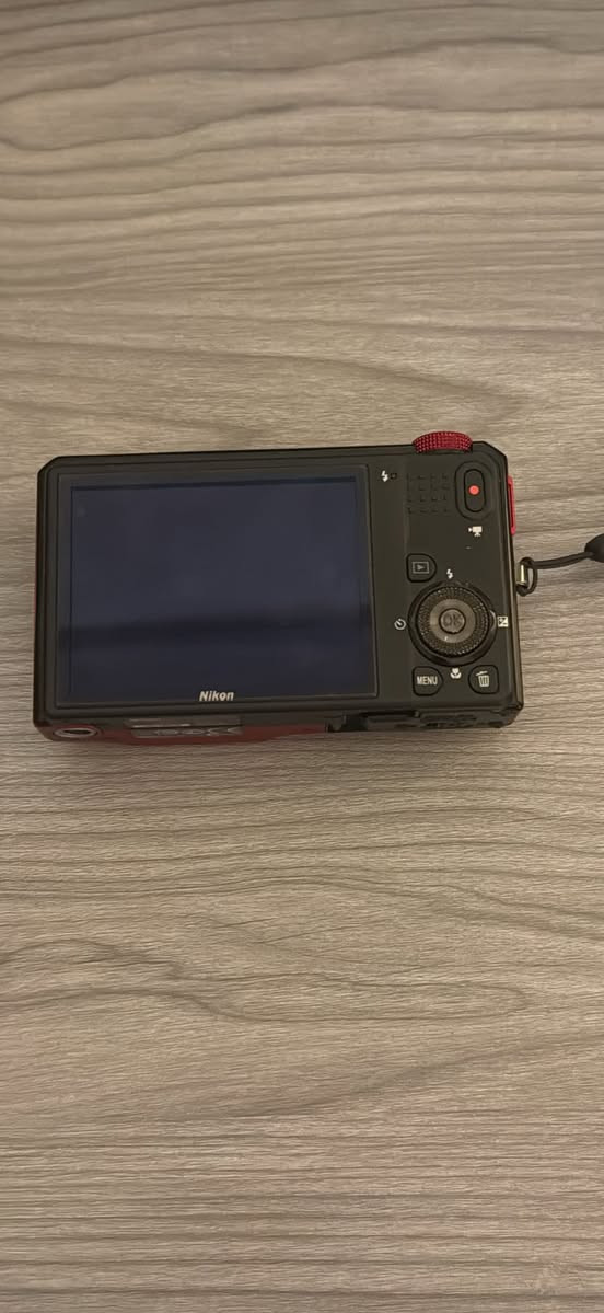Nikon coolpix s9100


**إذا كنت صاحب هذا الإعلان وتريد حذفه لأي سبب، رجاءا أرسل رسالة إلى الدعم الفني**
