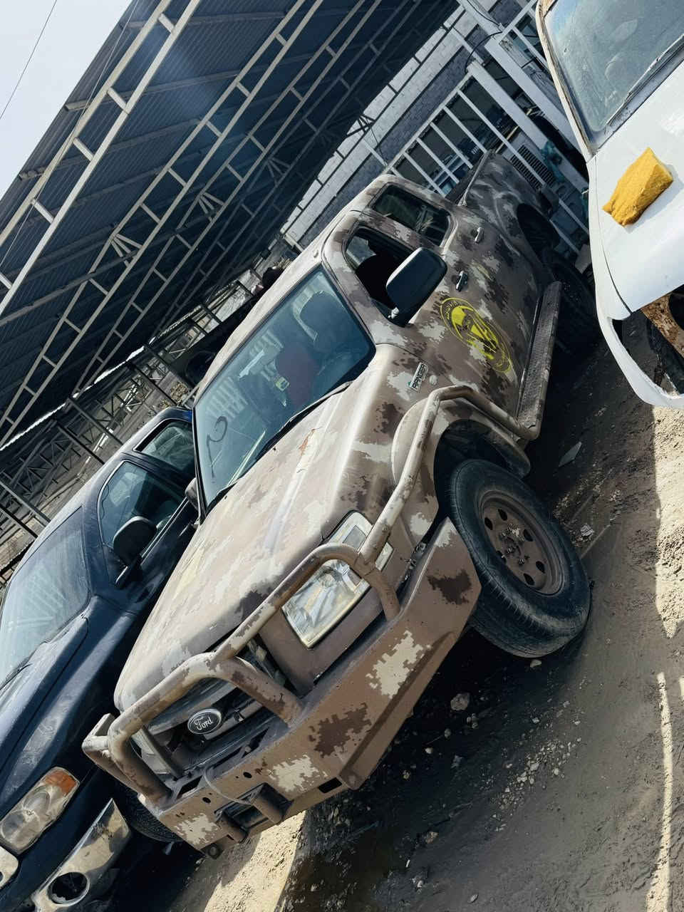 فورد رنجر موديل 2008 مزاد وزارة الداخلية سعر 48 وبيه مجال مكان بابل الحله اتصال ***********
