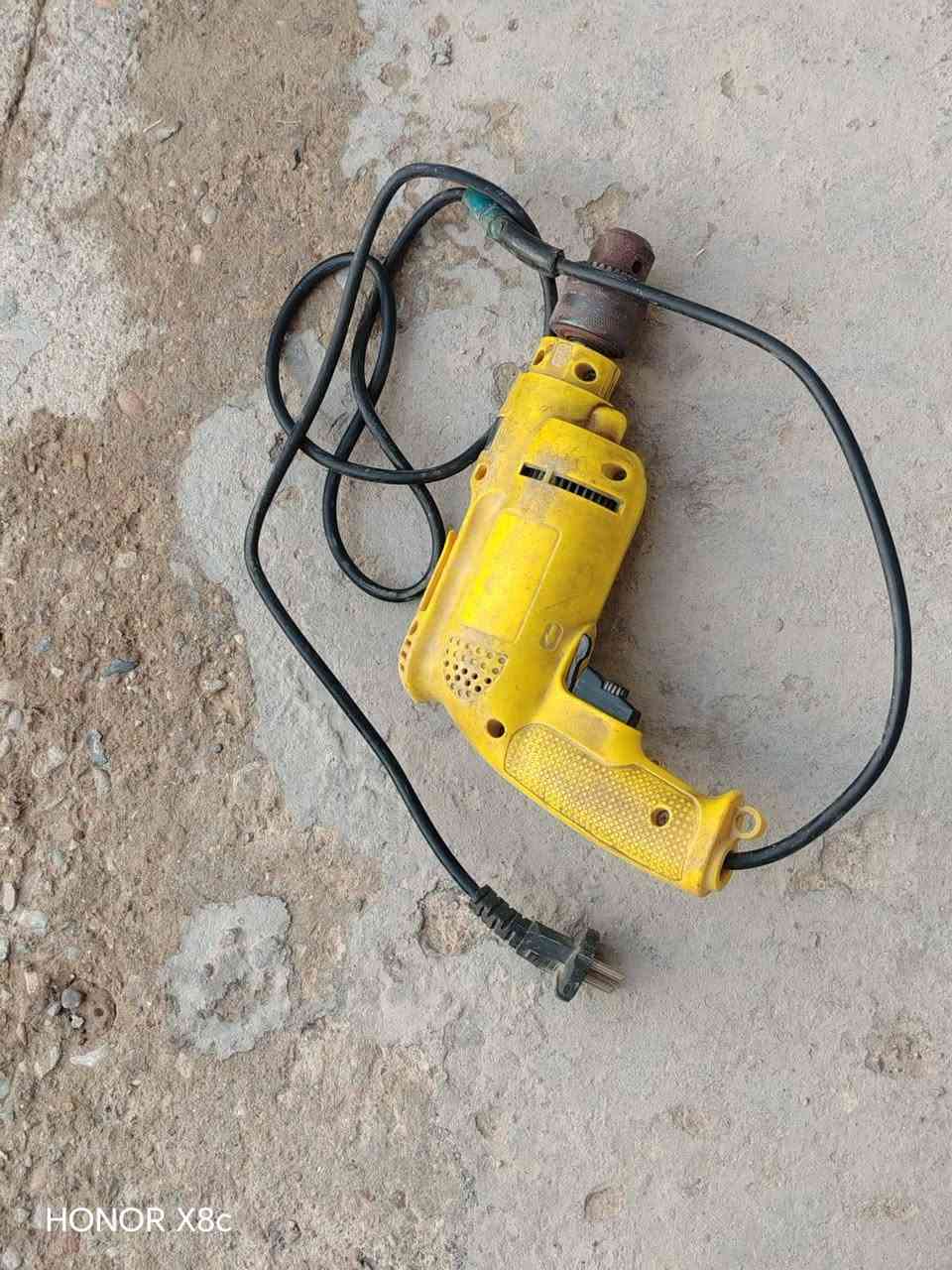 مكلف بالنشر
السلام عليكم أغراض مستعمله اخو الجديد العنوان بغداد جسر ديالى القديم قرب مستوصف الرياض النموذجي رقم التلفون ***********
