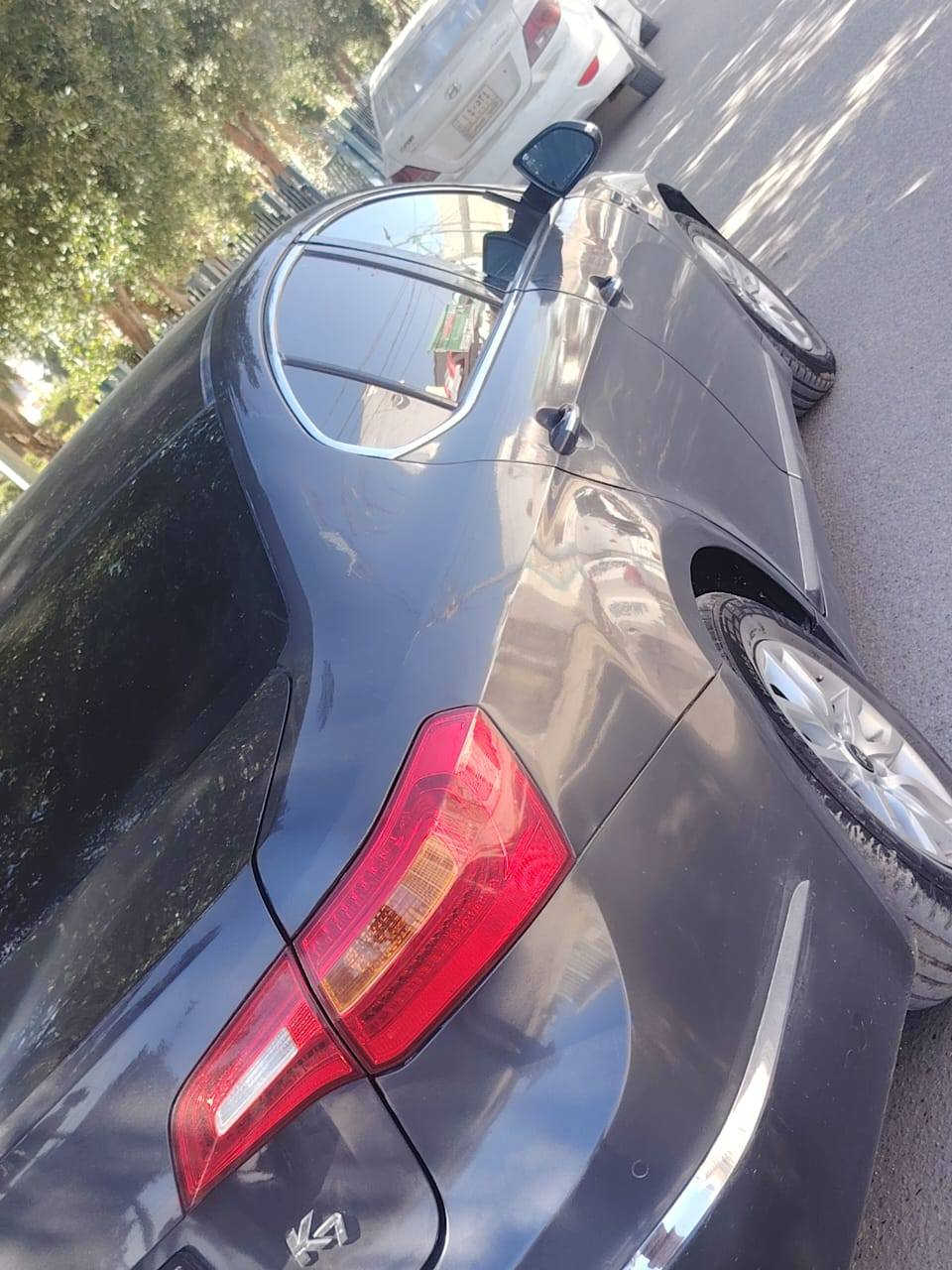 السلام عليكم
أدوات كص جنطه

كيه كادنزا موديل ١٤ بانزين وارد كوري

غرفه جلد تبريد خلفي اشاير مري ترحيب

سياره جاهزه على آخر حبايه

السعر ٥٠ وبيها مجال بيع مراوس

***********
