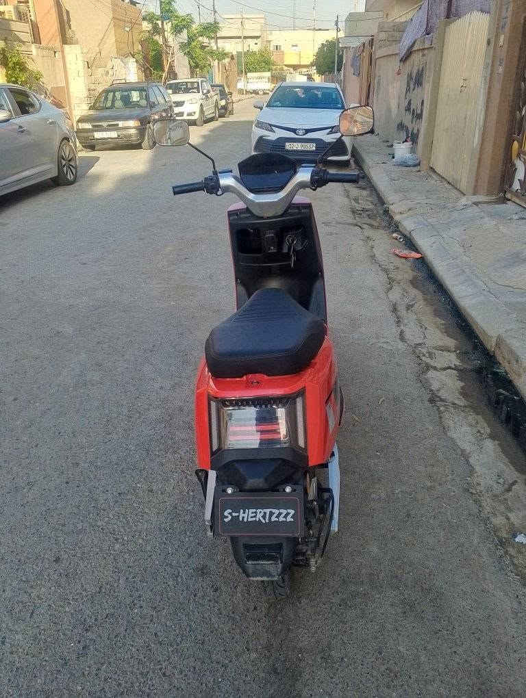 للبيع نوعيه ABr 680
فول نظافه شرط تفحصو وتاخذو كامل من كلشي 
بطاريات من كلشي 
سعر 800وبي مجال بسيط 
***********
