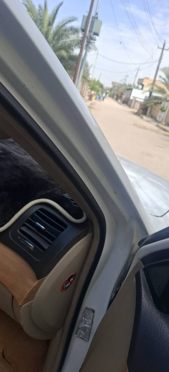 السلام عليكم
موهافي موديل ٢٠١١ بصرة  محرك مفتوح  لاتنقيص ولاتبخير  بيه صوت رواجز اول ماتشغل  ثواني ويروح  الفور ويل ملغي   تايرات جدد حداديه قبل  خمسة الشهر مشتغلها  تبريد شغال السياره بيها ضربه جهة العبري  السنويه بأسمي  انه مشتري بس اصوليات وابيع نفس الشي يعني تجي تكلب وتقتنع وتتوكل  اتعهد بالتحويل فقط مكان السيارة بصرة المدينه  السعر  ٨٠  فقل 
***********
