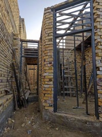 هيكل للبيع 100م حي الزهراء خلف مدرسة ريبال الأهلية أساس كونكريت مسلح و...