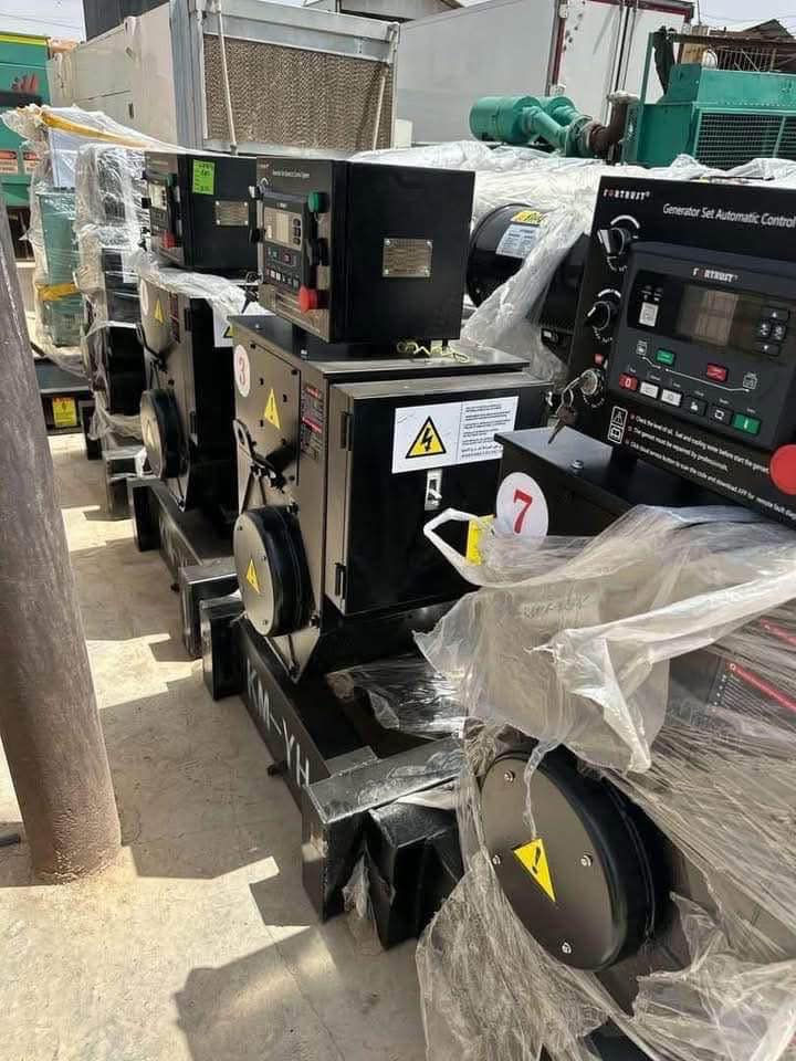 السلام عليكم  الامتياز ⭐️
150 كيفي.  كمنز. حجم. 102 
6 سلندر  سوبر. انتر كلر جويتر. 
كاتم  سوبر سايلنت. صفر زيروو 
مولدات ابو الين في أربيل. 📍
للتواصل.  ***********
