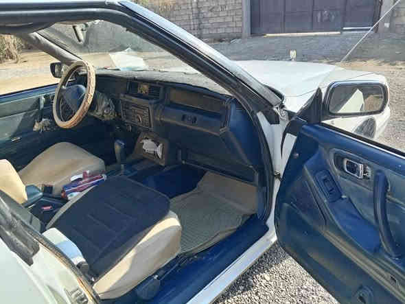 السلام عليكم 
هارتوب للبيع يسار أصلي
سياره بلاديه مال جناي  
كير محرك بطه 2500
رقم ألماني بغداد تحويل فقط 
السعر 62 وبيها مجال 
تفاصيل أكثر ***********
ملاحظه الشراي فقط يتصل
