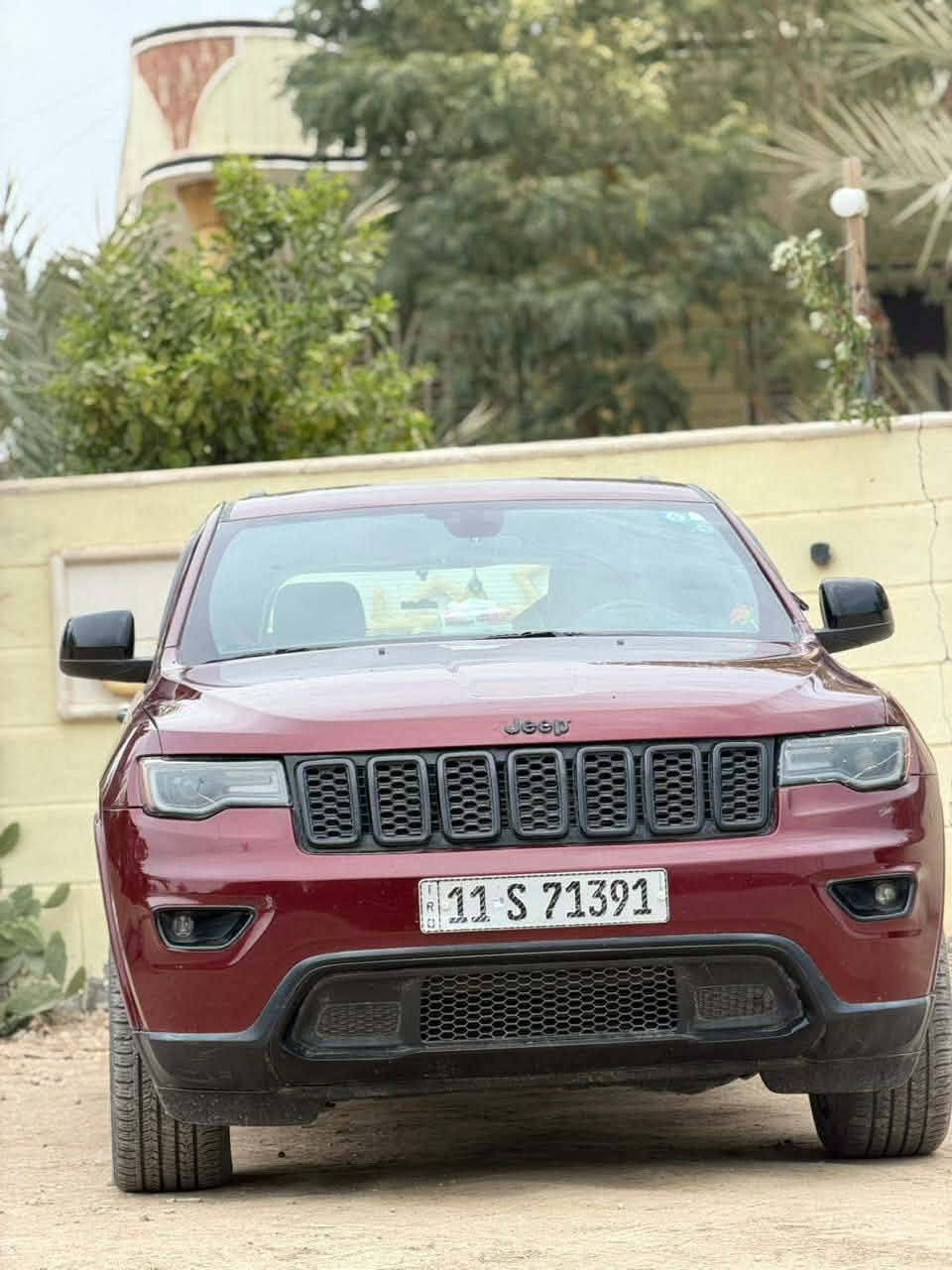 جيب  موديل 2020 وارد امريكي
المحرك : V6.  3.6L سوبر

ماشية 85 الف كيلو متر حقيقي جديده كلش ترايها مال زيرو

 رقم بغداد  بأسمي تحويل مباشر جاهزه من كلشي متصرف عليها ولا دينار

المواصفات :

* دفع رباعي 4x4 . 

* شاشه كبيرة 8.4 انج . 

* نظام الخرائط (GPS) .

* ستيرن كهربائي . 

* المصابيح الأمامية زنون .

*سيارة سبورت 

* كشافات الضباب زنون .     

* تشغيل عن بعد .

* صندوق كهربائي .

* داخل جلد .

* المقعد الأمامي كهربائي .

* المقاعد الأمامية تبريد وتدفئة .

* سستم صوت الباين.

* حساسات أمامية

* حساسات خلفية . 

* كاميرا خلفية .

* تدفئة ستيرن . 

* بلوتوث تلفون . 

* محدد سرعة . 

* نظام التشغيل والاطفاء الاوتوماتيكي ( Auto Start System ) .

رادارات جانبية 

نقطه عمياء

وبعد بيها هواي مواصفات

سعرة 200

مكان السياره بابل الحلة 

سيارة حلوة ومال جناي 

الاستفسار

***********
***********
