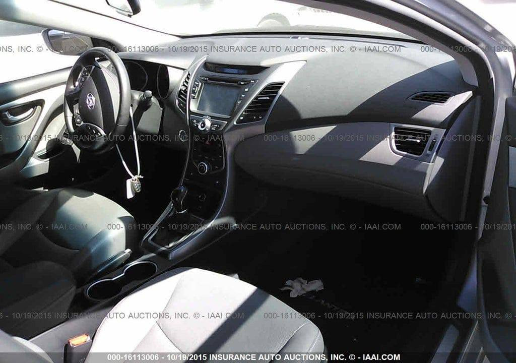 السلام عليكم النترا مديل 2014 لمتد فول مواصفات اكدر اسوي الك جريده مال مواصفات بس تجي وتشوفه احسن من الكلام والسياره الله شاهد احلا من الصوره محرك 1800 بسمي السياره  كير مكينه مكفولات لاتنقيص ولا تبخير ولا بياع شراي السياره عدي صارله 3 سنوات خير من الله سنويه تنتهي 2027مكان السياره عزيزيه واسط قريب على تقاطع الصويره سعره 115 وبيه مجال للتفاصيل اكثر خابر وكون الك بالخدمه (***********)(***********)
