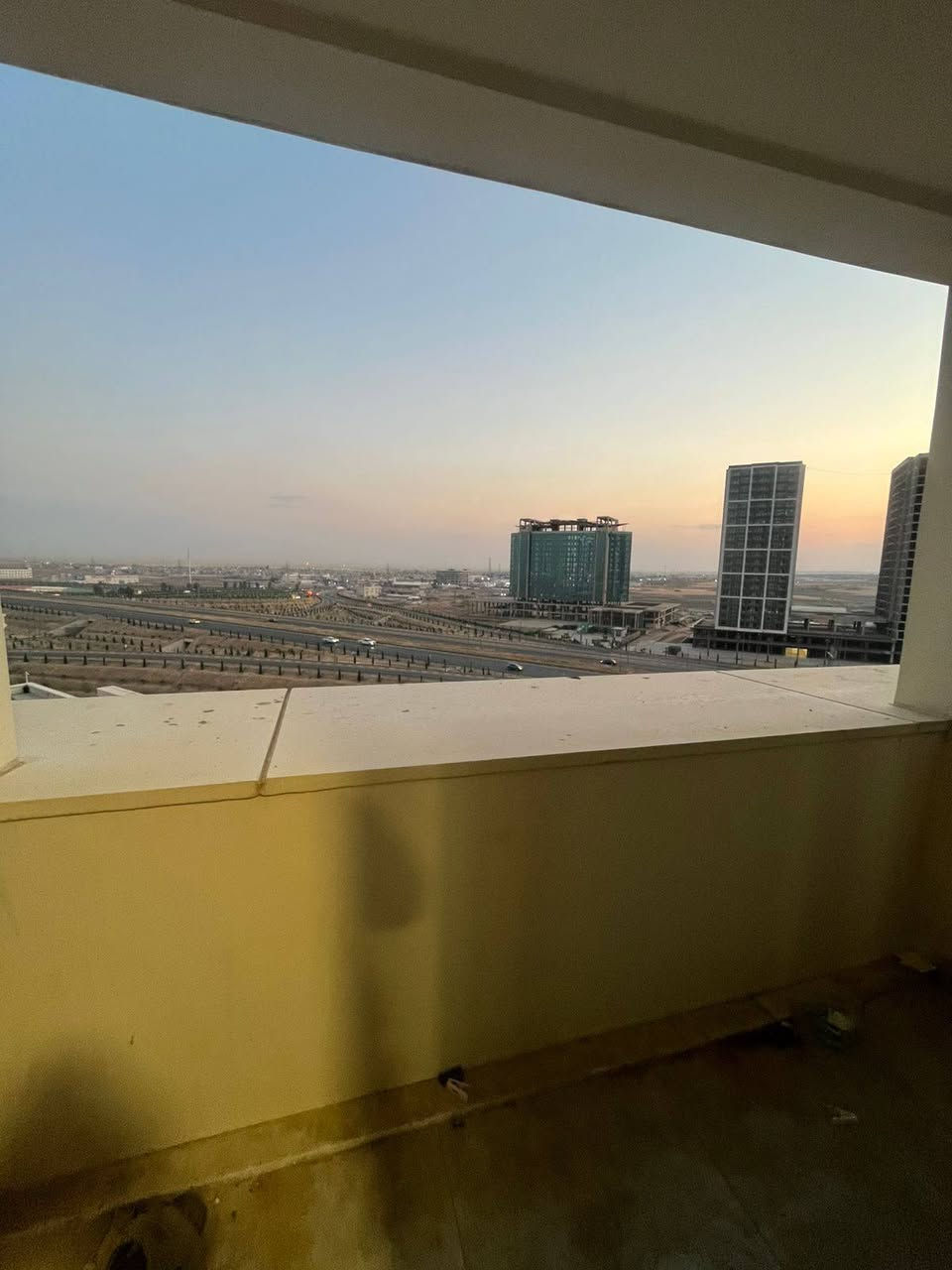 ✨🏡 شقة مميزة للإيجار في لايف تاورز 🏡✨
📍 لايف تاورز – أربيل 🛏️ 1+1 🍽️ مطبخ عزل (منفصل) 💰 الإيجار الشهري: 400$

🔥 عرض خاص لفترة محدودة: عند دفع 3 أشهر مقدماً يصبح الإيجار 350$ شهرياً فقط.

✅ تصميم عملي ومريح ✅ موقع حيوي وقريب من الخدمات ✅ مناسبة للأفراد والعوائل الصغيرة ✅ جاهزة للسكن فوراً

📞 للحجز والاستفسار: ***********

📱 واتساب وڤايبر متوفر
