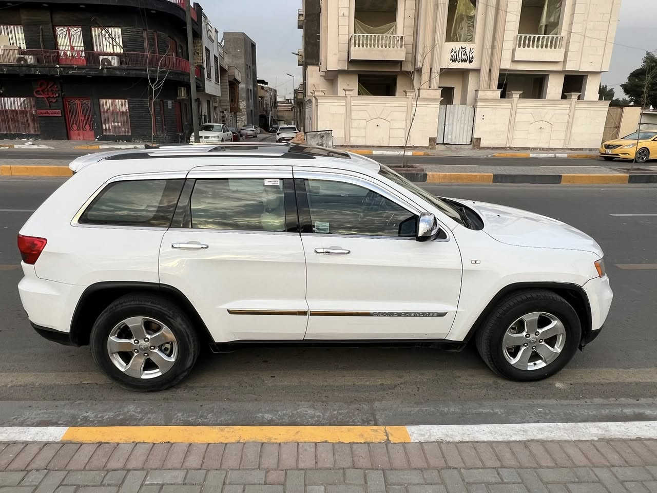 جيب لاريدو لمتدد
موديل 2013 خليجي فول مواصفات 

  السياره مكفولة عدا شبر صبغ بالجاملغ الامامي مواصفات فول 

صدر امامي جديد زوج تايرات جديد 

سقف بنوراما 

تحكمات ستيرن 

كشنات امامي كهرباء 

مري قلاب 

رقم بغداد دولي 

سنويه جديدة بأسمي تحويل مباشر 

السعر 180

مكاني بغداد 

للاستفسار خاص


**إذا كنت صاحب هذا الإعلان وتريد حذفه لأي سبب، رجاءا أرسل رسالة إلى الدعم الفني**