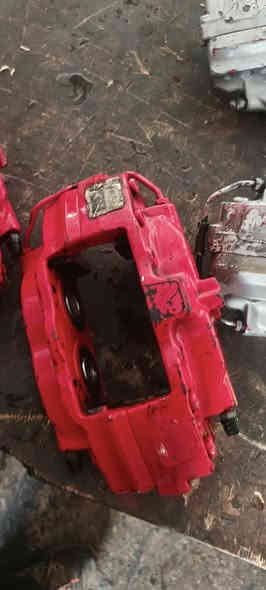 السلام عليكم فجوج برنبو خلفيه جارجر اوبامه كامل معه الدسك العنوان كسره وعطش اتصل وتدلل ***********
