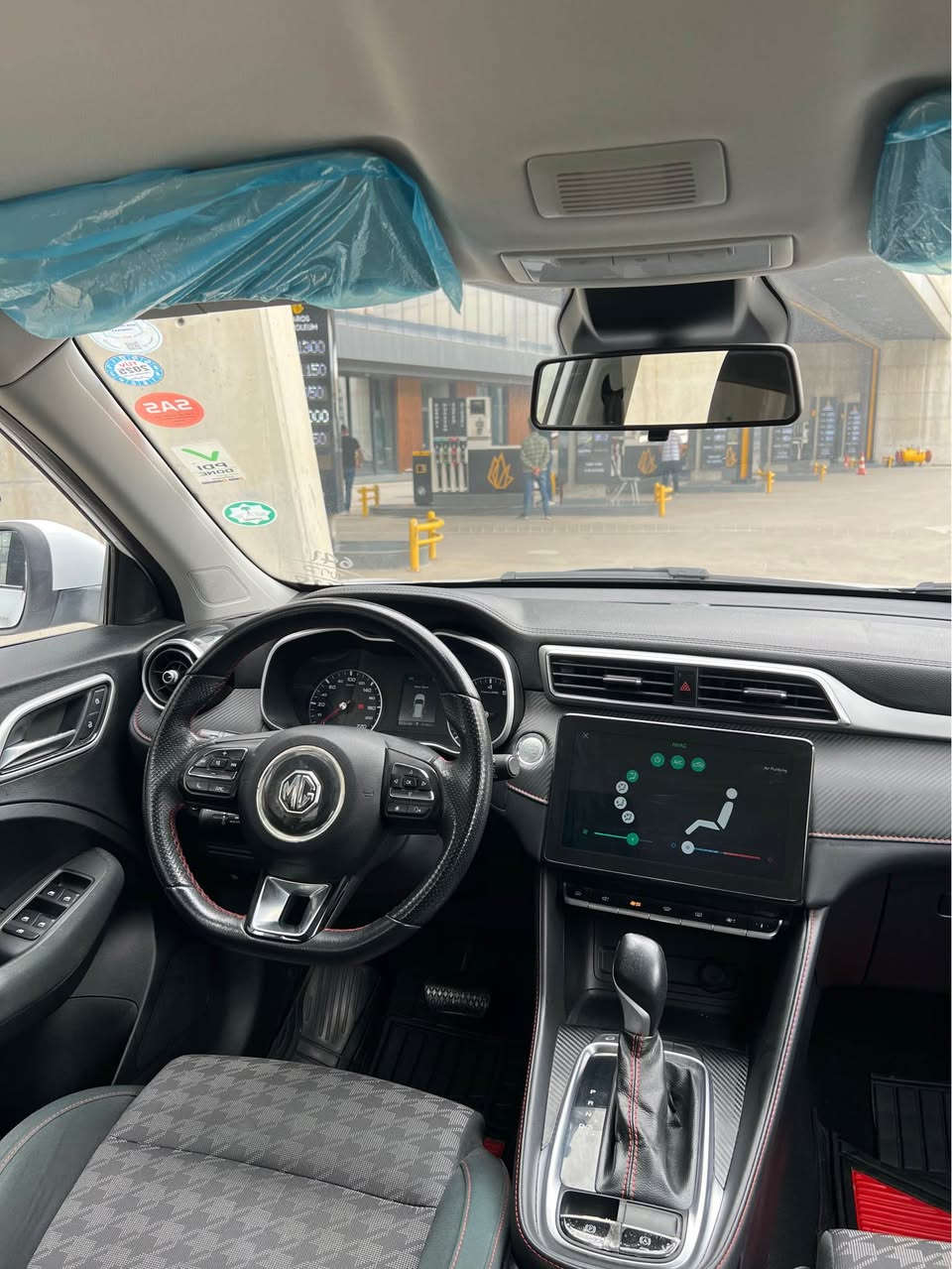 Mg Zs 2023 Comfort
30.000 Km✅
‎ئــێمــجــی 2023
‎مواصفات کۆمفۆرت نیو مواصفات
‎سەیارەکە زۆر جوان ماوەتەوە هەموو شتێکی بەشەرت
‎بەصمە شاشە کامێرا حاسە ویلکەپ
‎سوکان ڤۆلیۆم تەحدید سرعە لایت لید 
‎تەبرید مەرکەزی برێک کارەبایی 
‎ئۆتۆ هۆڵد ٦ نمرە گێڕ عادی +ئۆتۆماتیک ئاوێنە ئیشارەت
‎دەعامی بۆ دەعامی بێ بۆیاخ و سارد بەشەرت
یەک شوختی بچوکی هەیە بۆیاخی نەبردووە و دەستیکاری نەکراوە
‎ضمانی شەریکەیە سەیارەکە یەک دەستە لە سفریەوە 
‎گێڕ و مەکینە و هەموو گیانی بەشەرت
‎ناونیشان سلێمانی 
‎تەنها بۆ فرۆشتنە *********** السليمانية, العراق

