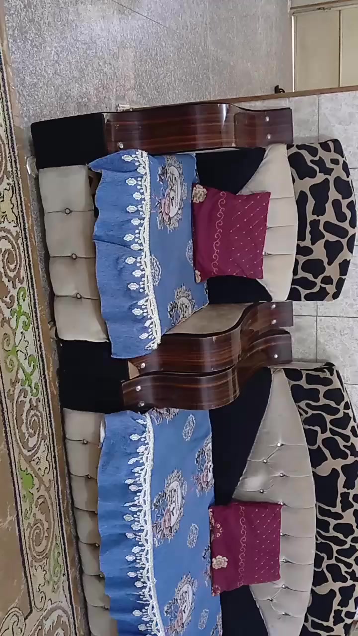 سلام عليكم تخم 5قطع للبيع السعر 300وبي مجال ***********////////»»»»*********** «««««واتساب وتصال مكان بابل
