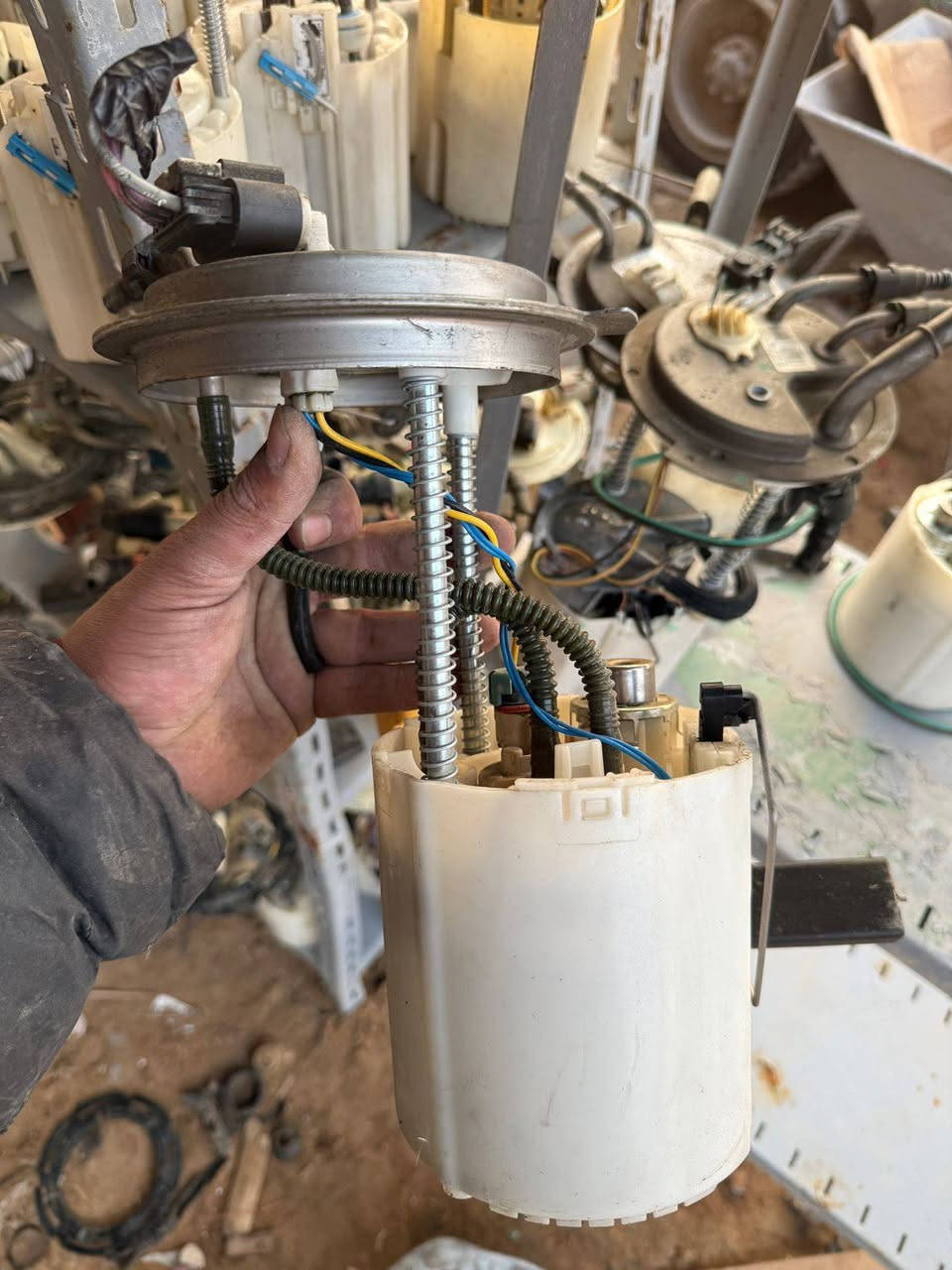 قواعد بانزين تاهو من موديل ٢٠٠٧ الى موديل ١٤ السعر ٨٠ الف  مفرد كميات جمله 
متوفر موديل 
متوفر ٣ بوري فحل 
بابل المسيب 
***********
