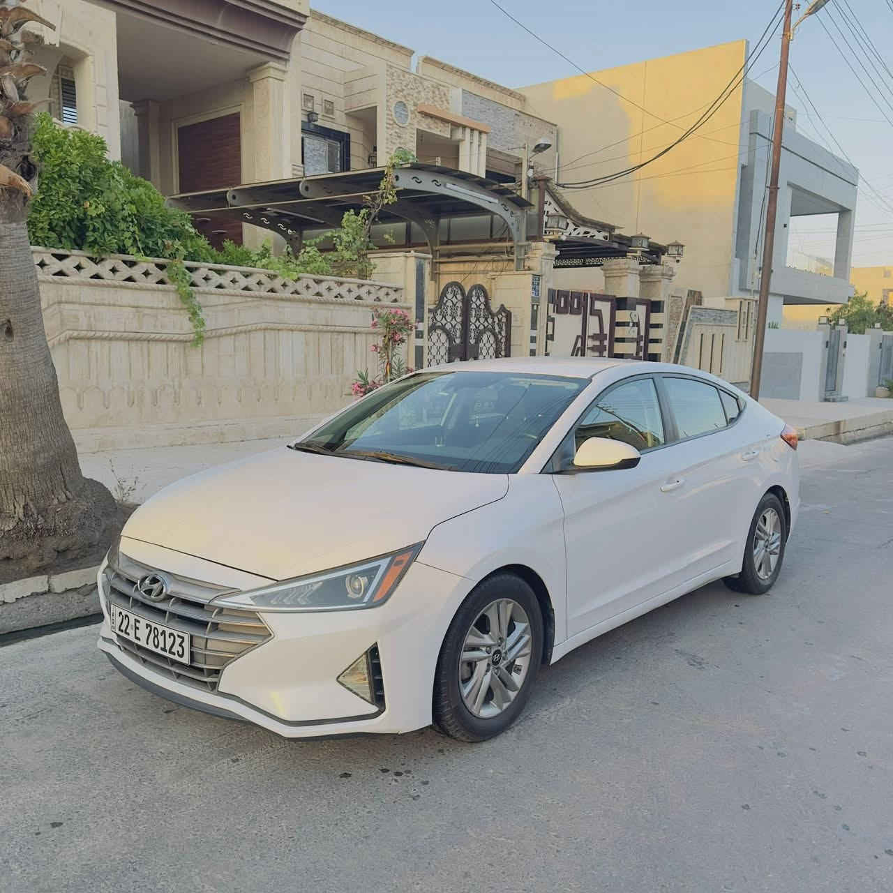 ELANTRA 2020
سلام عليكم 
النترا موديل 2020
لون ابيض
فئة sel
رادار جانبي +تحديد مسار+ قيادة ذاتيه +انظمة قيادة
كير + مكينه كفاله شرط فحص
كير مبدل AT
ماشيه 71 mi
وارد امريكي حادث جدا بسيط بوند + تعديل بالصندوك بدون دواخل بدون شواصي بدون ايرباك شرط الفحص والسونار + رقم شاصي موجود بالمنشور
رقم اربيل بسمي هزة +سنوية جديدة
سيارة عليها ادامة كامله من الدعاميه للدعاميه شرط برغي نقص مبيها
والسيارة شرط احلى من صور تجي وتشوف بعينك
سعر 135 وبيها مجال
مكاني موصل
***********
والي تعجبه سيارة كدامه بلاش❤️
