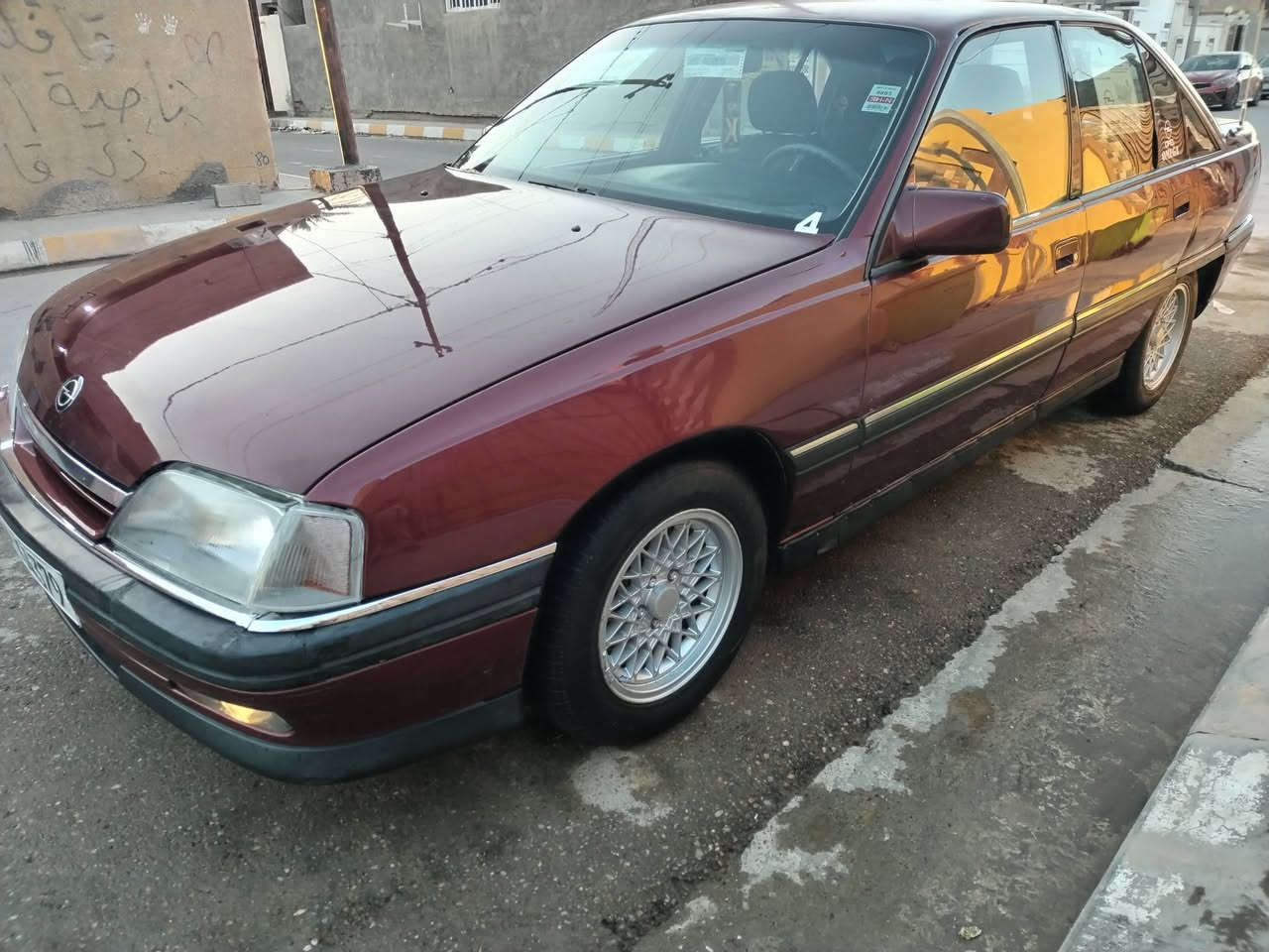 سلا عليكم اوبل اوميكه موديل 93سياره جديده اي نقص مابيه سياره مال جنيه السعر 3٨ مكان السيارة فلوجه ***********،، ***********
