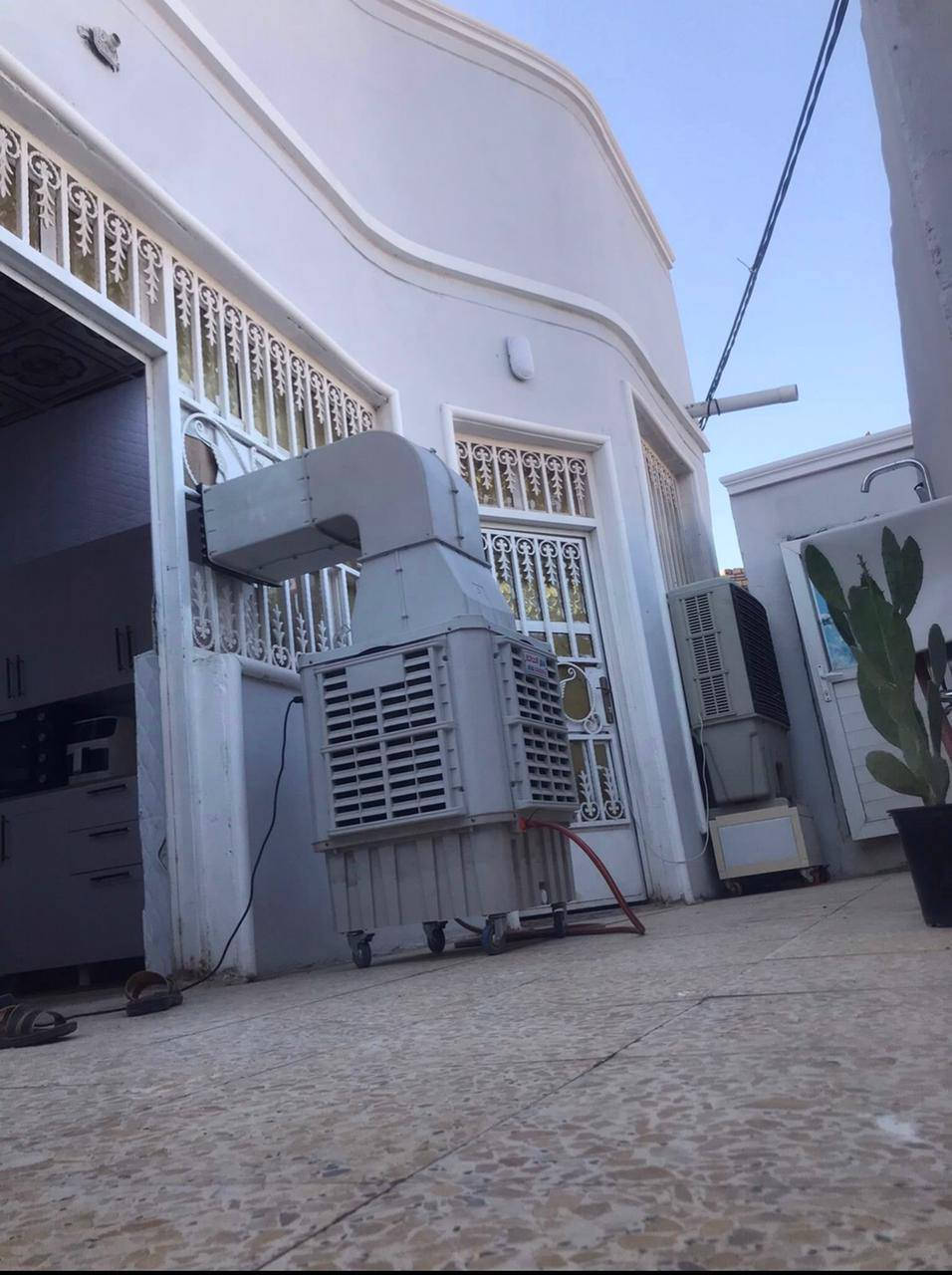 ✅ للبيع دار سكن المساحة 100 م واجهه 10 ✅نزال 10 م بناء عكادة في حي الجامعه 
📍قرب مجمع حيدر  حجي هندي
♦️ غرفه نوم وصاله
 ✅ومطبخ وبراني ومجمع صحيات 
 ✅الاتصال على الارقام📞
 *********** واتساب 
*********** واتساب 
للاستفسار اكثر مراجعة مكتب الساقي للعقار 
📍حي الجامعه قرب شارع 20 مقابل عمود📍 588 أبو سجاد للعقار
