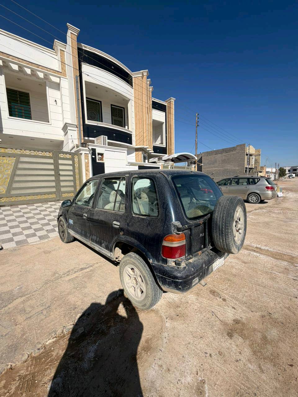 سياره سبورتج 1994 حالتها شوي تعبانه للتفاصيل اكثر خاص 