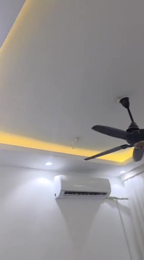 بيت البيع مساحته 200 بناء حديث موقع جميل البحيره بعقوبه خدمات فول بنص المركز المحافظه طابو زراعي 25اي ستفسار عل الرقم ***********
