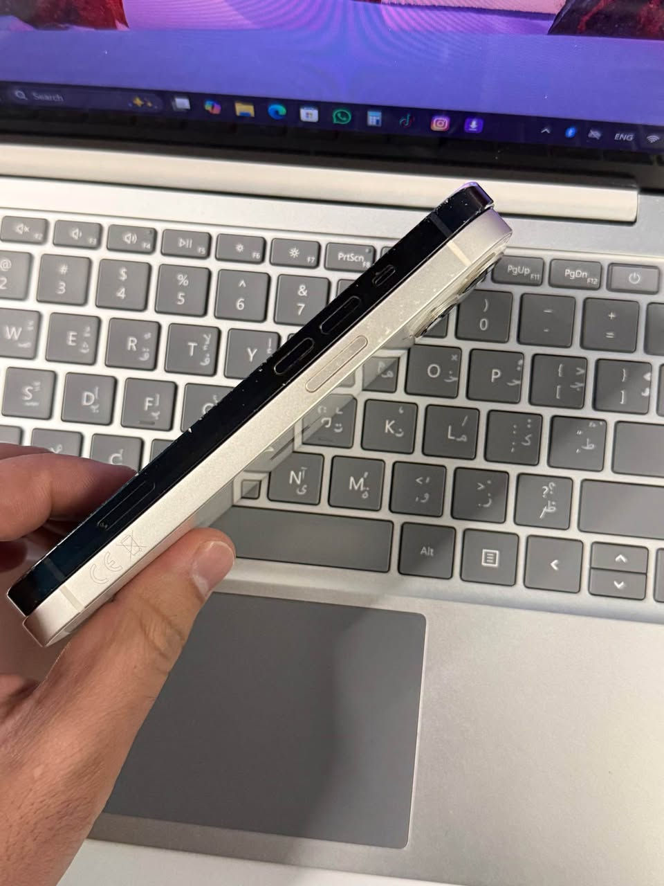 iphone 13 
128
نەكراوە بێ كێشە 😁
دوو دانەی وەجەبی بەریتانی 🇬🇧 
سپی🤏 265$
ره ش 🤏 235$

*********** السليمانية, العراق
