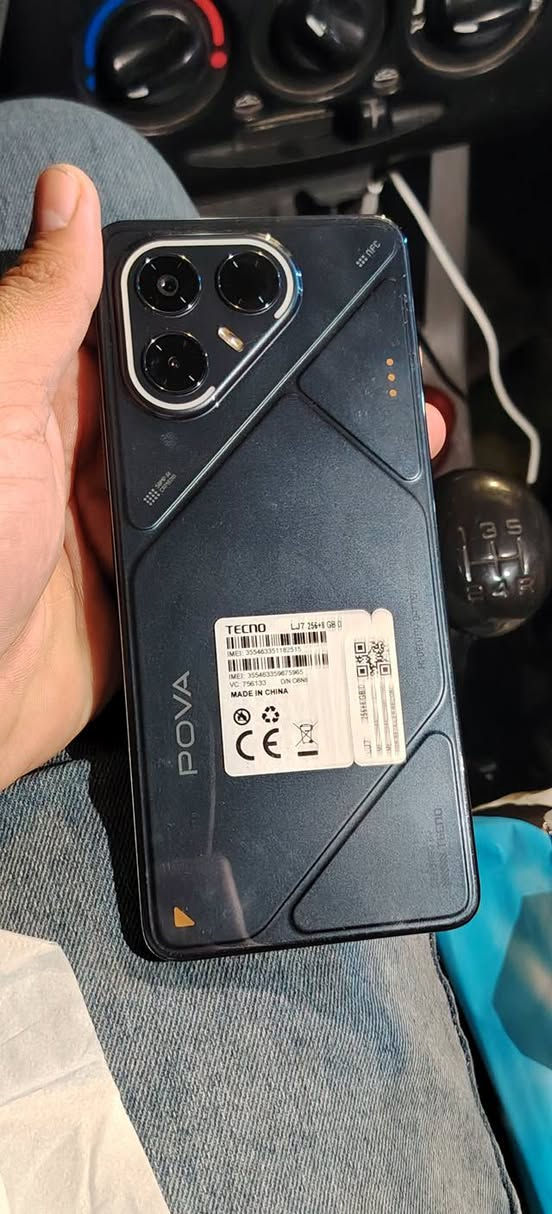 السلام عليكم تكنو بوفا 7 5G
ذاكرة 256 عشوائية 8+8
90 فريم بوبجي 
144 هرتزية الشاشة 
اندرويد 15 
كارتونته وياه وشاحنته الاصلية وياه 
السعر 300 التواصل 
***********
