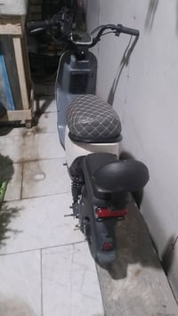 السعر 150,000 كل عطل مابيها