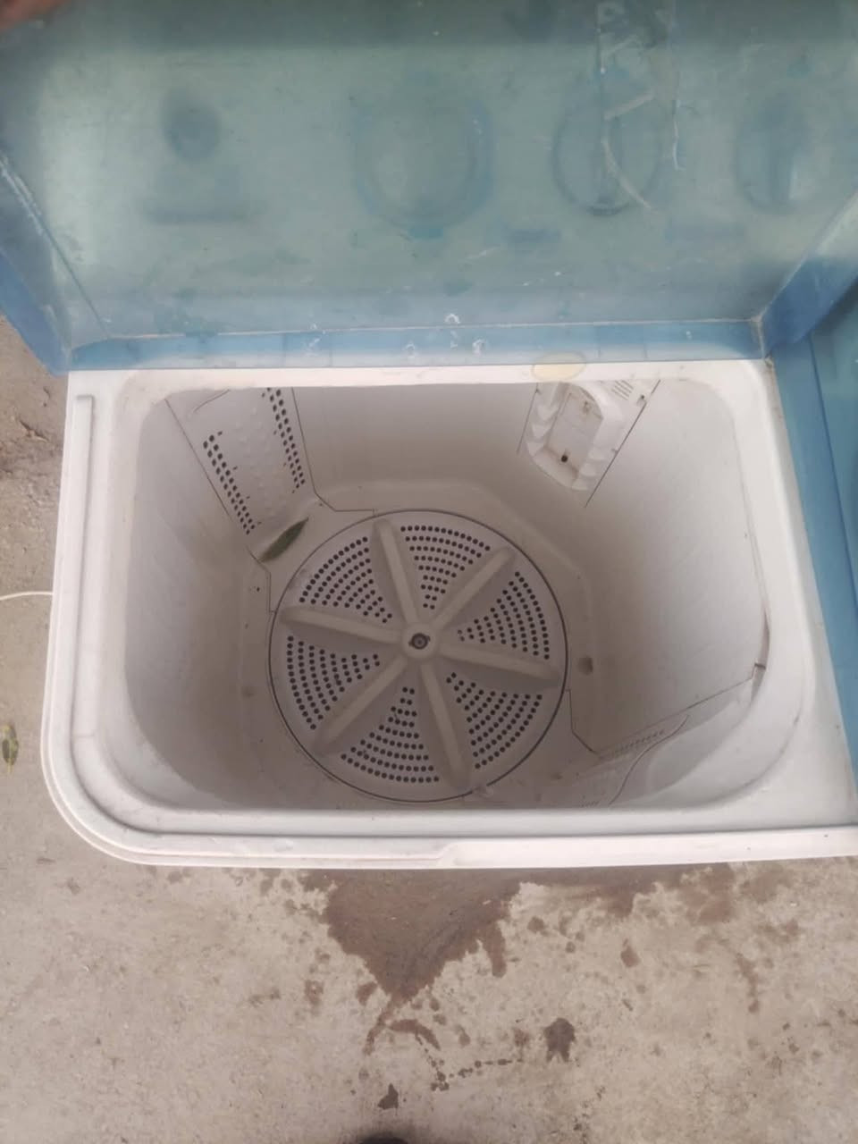 مجمدة ٧٥ شغالة شرط الفحص
الغسالة ٧٥
الكنتور ١٢٥


**إذا كنت صاحب هذا الإعلان وتريد حذفه لأي سبب، رجاءا أرسل رسالة إلى الدعم الفني**