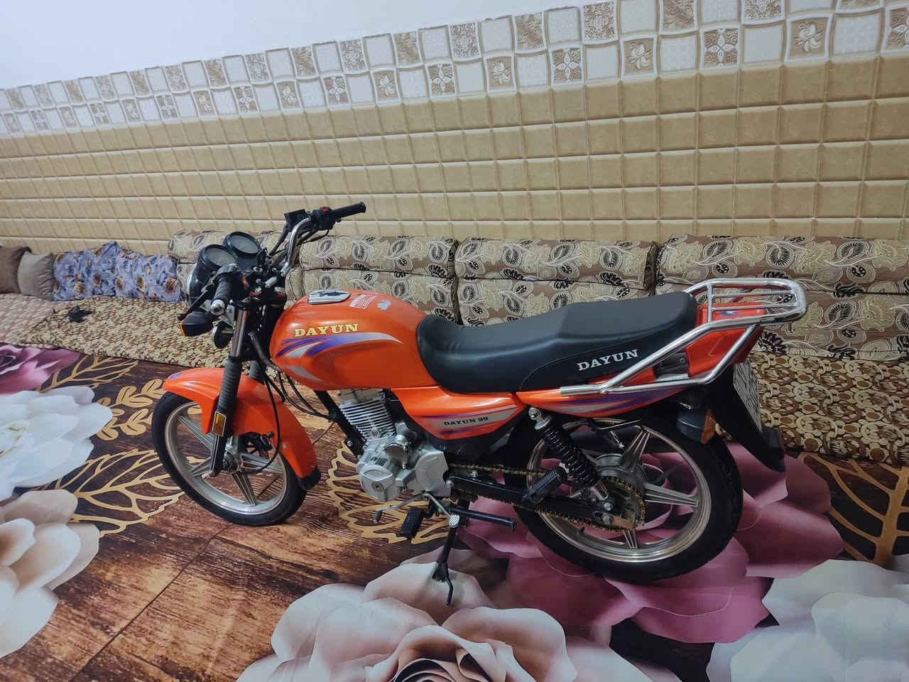 عضم مديل24طالعه شهر 12 رقم انكليزي كربلاء بسمي تحويل ثاني يوم دراجه برغي مامفتوح بلمحرك فيلاس مامفيلسه سعر2300وبيه مجال رقمي***********ومتواجد خاص
