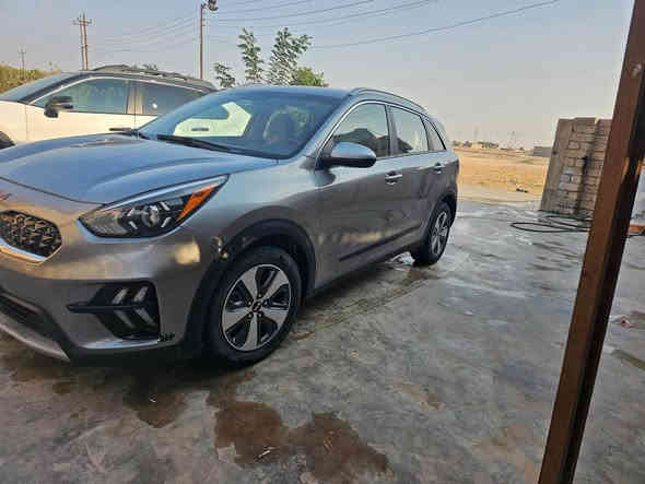 سلام عليكم

كيا نيرو هايبرد وبانزين 2022 وارد امريكي  رقم نينوى
السياره قطعتين  

• رادار 
• تحكم ستيرن
• قياده ذاتيه (تحديد مسار)
• مثبت سرعه 
• توقف ذاتي ( توقف الامان)
•   
• نظامين سبورت وايكو
• ⁠شاشه لمس قطعه كامله مومنفصله 
• 
• اوتو هولد auto holld
•
• ⁠تبريد الامامي مزدوج ومنفصل 
• ترحيب بالشاشه عند القفل
• رادار نقطه عمياء 

السعر :  135 وبيها مجال
العنوان :صلاح الدين. بيجي 
 ه‍ : *********** ــ واتساب بيجي
