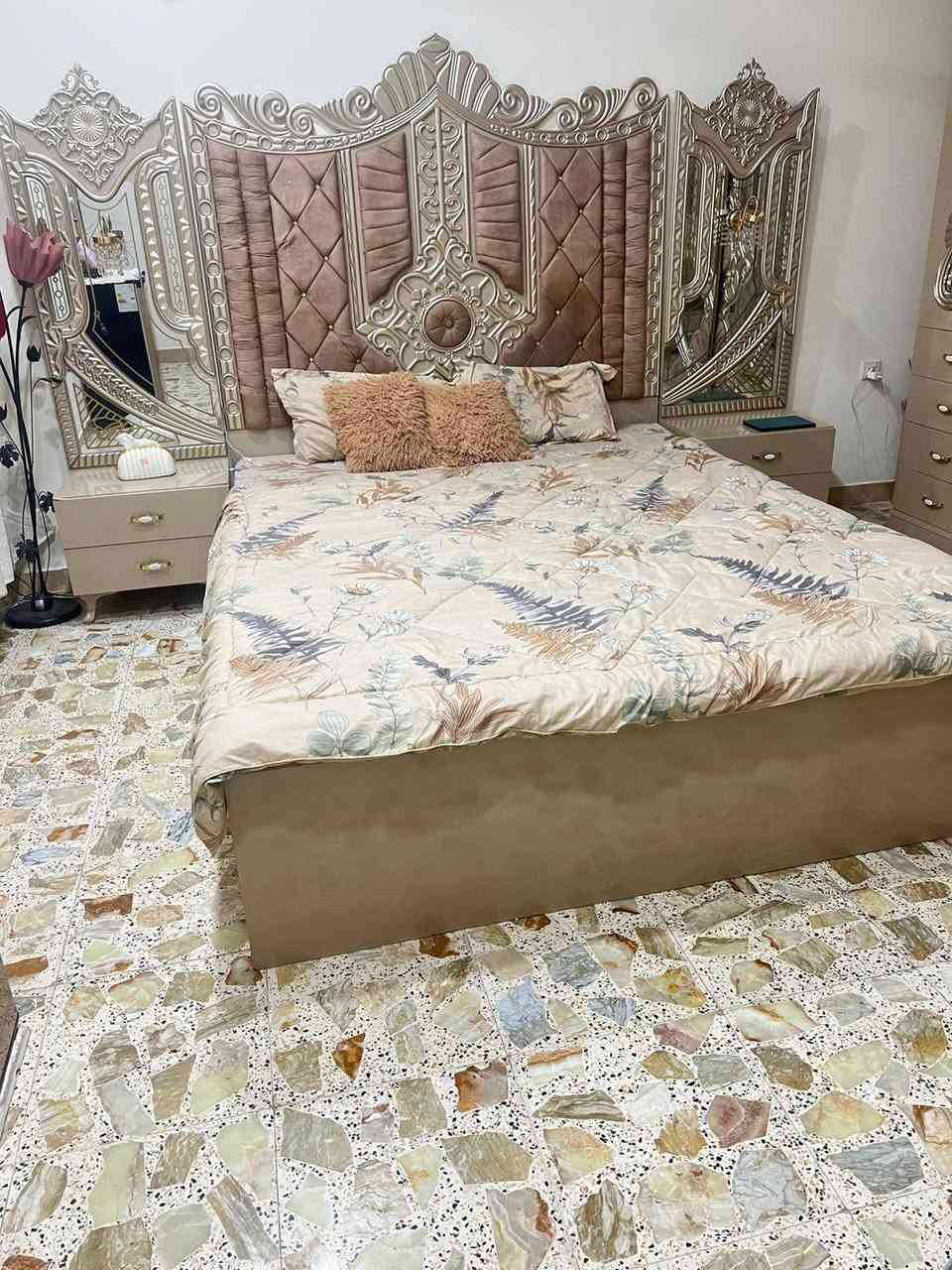 سلا عليكم عندي غرفه تركيه ضخمه ٩قطع سعر مليون و ١٥٠


**إذا كنت صاحب هذا الإعلان وتريد حذفه لأي سبب، رجاءا أرسل رسالة إلى الدعم الفني**