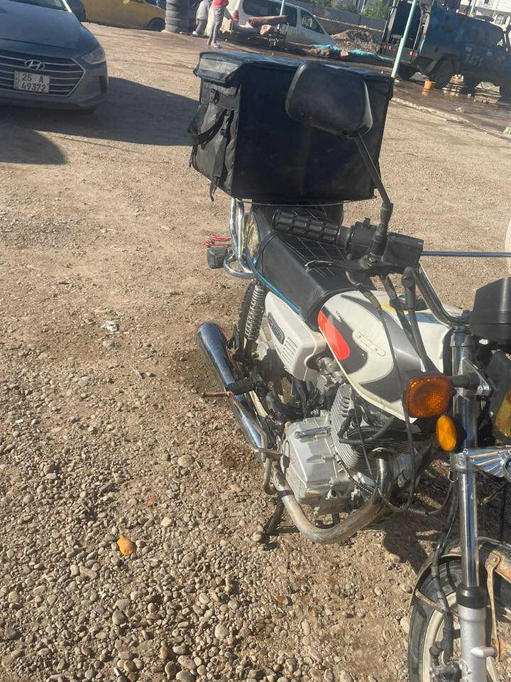 السلام عليكم  أيراني للبيع 
٥ كير 
ب ٣٠٠

*********** اتصل وبخدمتك
