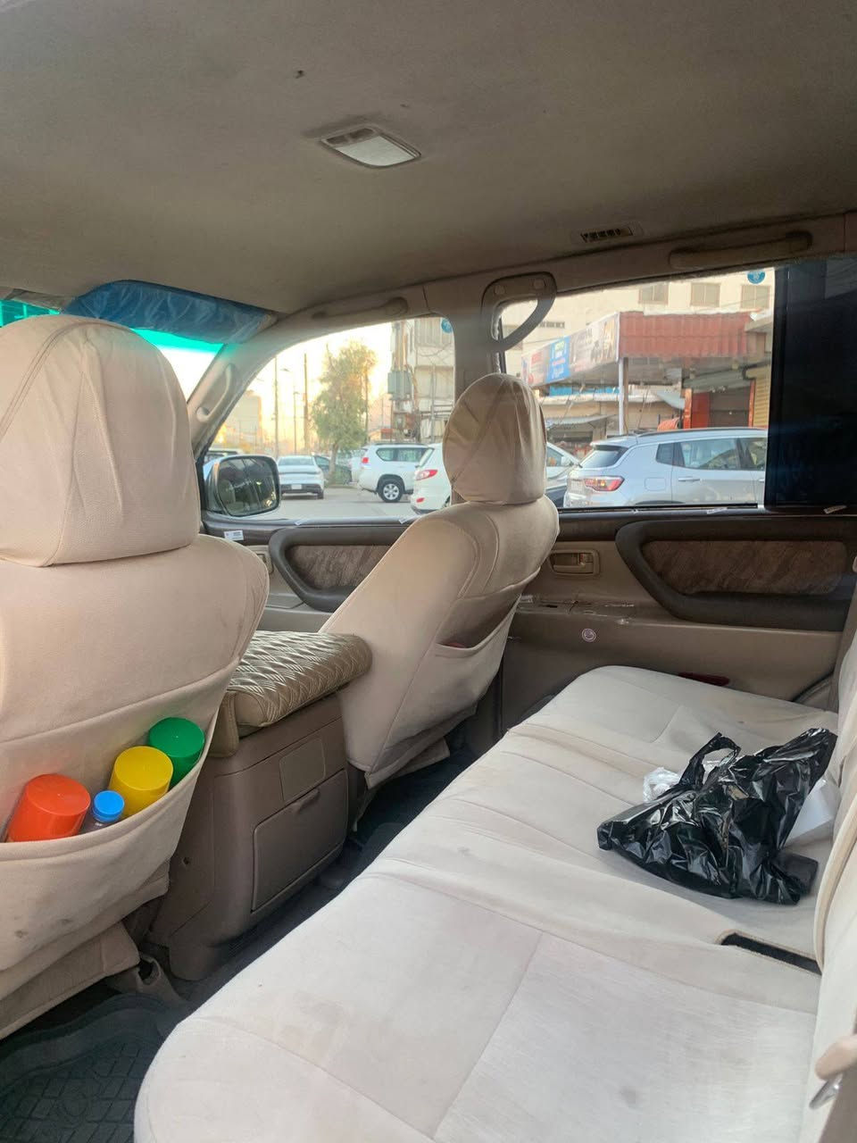 مۆنیکا 2002 گێڕ عادی 
سێ پارچەی پێش و توکمەکانی سبوغە ، بێ ئێڕباگ 
مەکینە V6 
ڕەقەم و سەنەوی نوێیە 
ڕۆیشتن / 200 هەزار کم 
نرخ 195 $ أربيل, العراق


**إذا كنت صاحب هذا الإعلان وتريد حذفه لأي سبب، رجاءا أرسل رسالة إلى الدعم الفني**