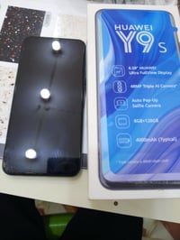 جهاز هواوي y9s للبيع جهاز نظيف بس الشاشه مفطوره بس ممأثره علي سعره 45 ...