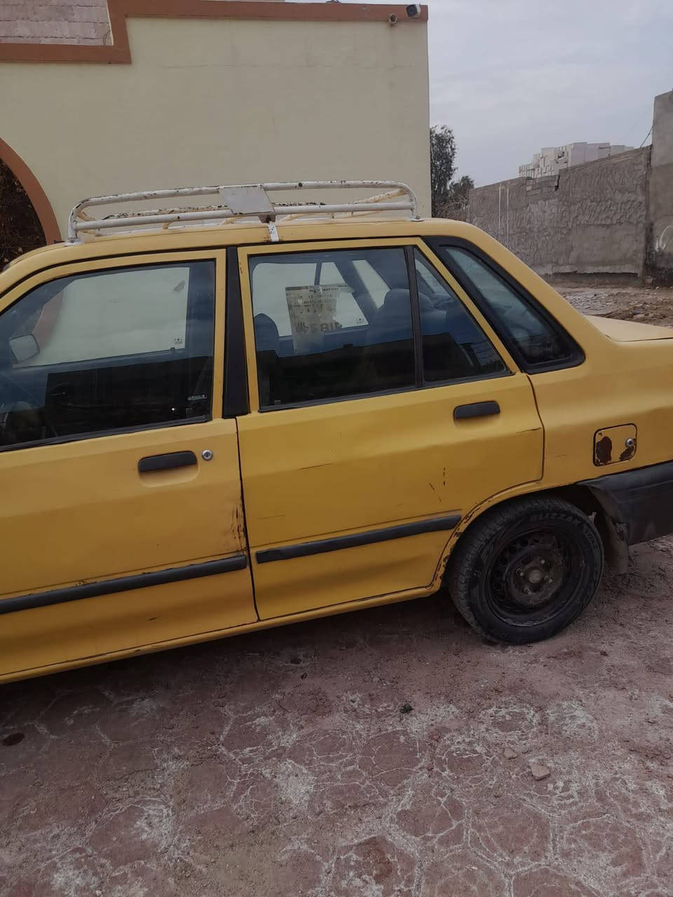 سياره سايبا موديل 12سياره شغاله رقم صدامي ابيع على حالهه يعني معليه لابهيئه ولابغرامه اتكفل من السرقه والعشائر ب10ورقات مكاني محموديه ورقمي ***********
