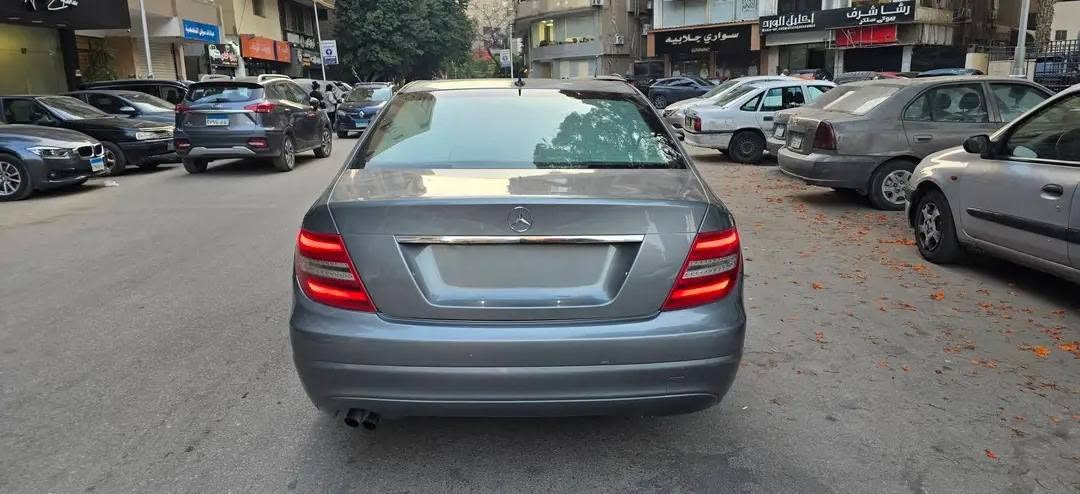 C180 2012
 فبريكا بالكامل برا وجوا ما عدا جانبين نظافه 
عداد 200 الف كيلو 
صيانات توكيل بالفواتير 
كوتش جديد 
عفشه زيرو 
مالك اول 
رخصه سنه 
معاينه الدقى أو الهرم العجوزة, الجيزة


**إذا كنت صاحب هذا الإعلان وتريد حذفه لأي سبب، رجاءا أرسل رسالة إلى الدعم الفني**
