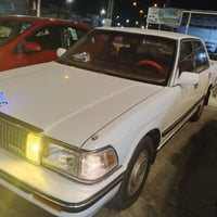 سيدان • ١٩٨٨ • بدون حادث