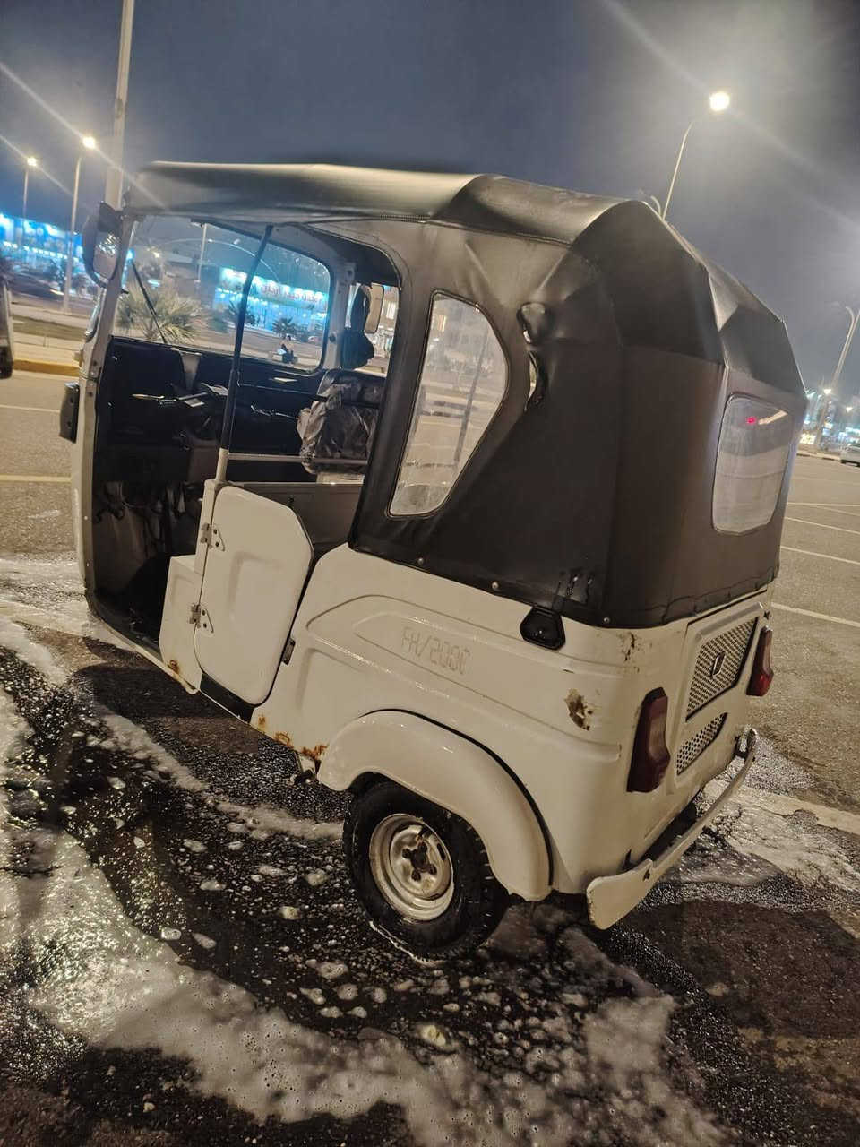 السلام عليكم تيك تيك 22 شهر 12. اوراق سحب مكاني بصره تكتك شوف العين بس يم الاسطاب بيها معجون فقط باقي مكفوله من الصبغ والمعجون حداديه خير من الله مكينه مدل بيها بس والفات تكتك نضيفه كلش سعر 4500وبيها مجال متواجد وتساب ***********
