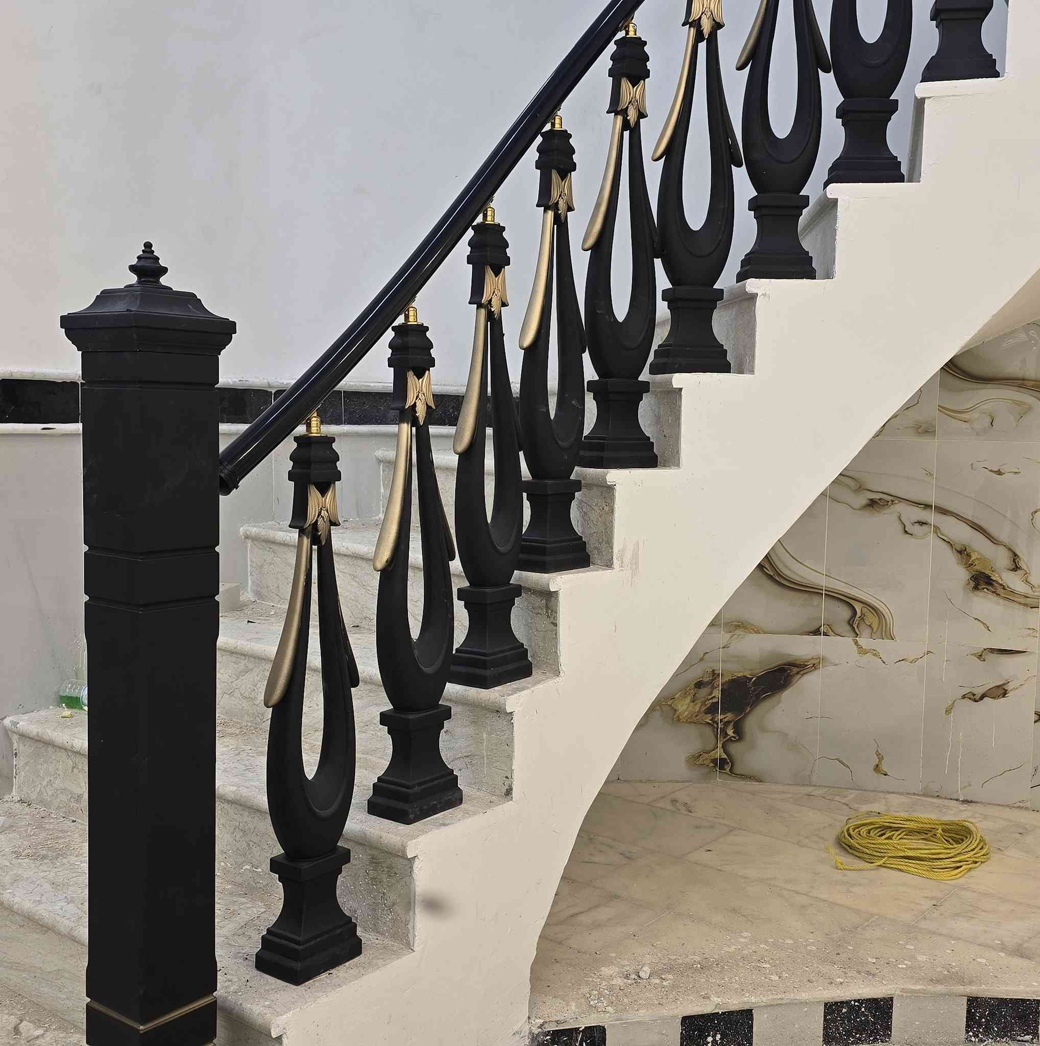 #الخبرة في التصميم📝 ⁦🧰 و الابداع في التصنيع⁦📏⁩ و الدقة في التركيب🛠⁦👷

 تجدونه في منزلكم مقدم لكم من #معرض نور الحسن للمحجرات التركيه 🇹🇷⚜️

-----------------------------------------------------------------

#تصميم📝 و #تنفيذ📐 و #تركيب🔧 محجر ذو جودة عاليه وبأسعار مناسبة جدا 💵
🫴🏻 
الالمنيوم 3خطوط المتر 30لف 💓
ألالمنيوم 4خطوط المتر 35الف💓 
سعر الرمانه 3الف فقط 💓
💓⚜️🔱🌹🇹🇷❄️🩷⚜️
أسعار الالمنيوم المربع الاسود والشمباني المتر 60الف باقي الالوان كلمن وسعره
❄️❄️❄️❄️❄️❄️❄️❄️
(سعر العرنوص الملكي من 20 الف الى 35الف ) 
(أسعار الجام المقسى المتر 65الف)
(سعر المتر الحديد مع قبضه الالمنيوم 85الف)
🏴🏳️🏴🏳️🏴🏳️🏴🏳️
بالقوة والجماليه بضمان لمدة (5)سنوات للمنتوج ...
يمتاز بروعة الوانه وفخامة تصميمه واناقة تفاصيله...
نقدم لكــــم محجرات من مادة الABS   و زجاج مقسى ١٠ ملم و ألالمنيوم لجميــع الاذواق

يتكون البوليمرالمشترك من ثلاث مواد

اكريلونتريل: يزيد المقاومة ضد الحراره العالية والتفاعلات الكيميائية
البوتادين: يزيد قوة الانضغاط والصلابة
الستايرين: الليونة افضل والتماسك العالي

خصائص المادة..💎
1- الصلابه والاستحكام
2- قوة العالية امام الضربات
3- ثبات الالوان لفتره طويله
4-العزل عن الكهرباء
5- تحمل درجات الحراره العالية والرطوبه
كل هذه الخصائص جعلت من #معرض نور الحسن للمحجرات التركيه اعطاء ضمان لمدة (5)سنوات بجميع منتجاتنــا

متوفر الآن في #معرض نور الحسن للمحجرات التركية 🇹🇷⚜️

شكرا لثقتكم و بثقتكم نتطور 👍🏻✅للأطلاع والحجز والاستفسار زيارة الصفحة 📲
او الإتصال على ألارقام التاليه 
 ***********
***********
 واتساب 📱🍀
العنوان كربلاء المقدسة  🏙
