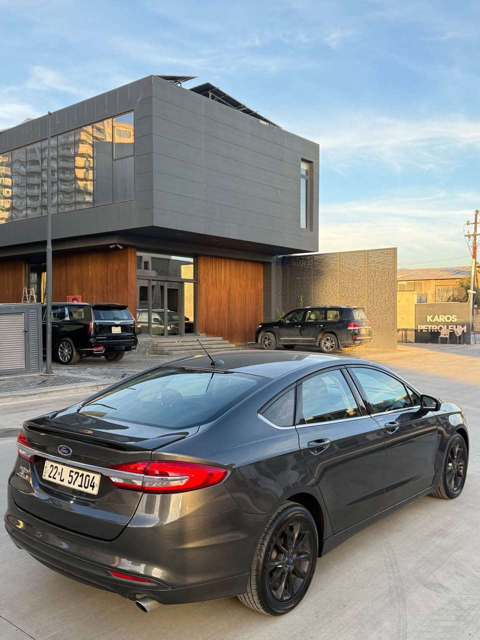 السلام عليكم ورحمة الله وبركاته 

‏‎       ——— لـلـبـيع  ———

‏‎ فورد فيوچن .      —      Ford Fusion

‏‎وراد أمريكي.        —  بدون ايرباك 

‏‎الموديل               — 2018 

فئة                      — S  

حجم المكينه       — V4/2500 

‏‎اللون                   — نفطي  

المسافه المقطوعه —98.000 

حالة السياره.    — صبغ فقط البنيد 

‏‎المواصفات 
‏‎- بصمة تشغيل
‏‎-ترحيب عند الاقتراب 
‏‎- شاشه كبيره تدعم نظام الأبل كار باي ونظام الاندرويد 
‏‎- شاشه عداد 
‏‎- ستيرن بحركه كهربائيه 
‏‎-تبريد منفصل 
‏‎- بگ لايت LED 
‏‎-تحكم ستيرن جهتين 
‏‎-تحديد سرعه 
‏‎-مانع انزلاق 
-بجم تيتانيوم 
‏‎-ليد نهاري
‏‎-گير ماوس 
‏‎-كامره خلفيه دواره
‏‎باقي المواصفات المعروفه 

رقم السياره    — أربيل 

‏‎موقع  السياره — السليمانية 

‏‎للأستفسار.     — ***********—*********** السليمانية, العراق
