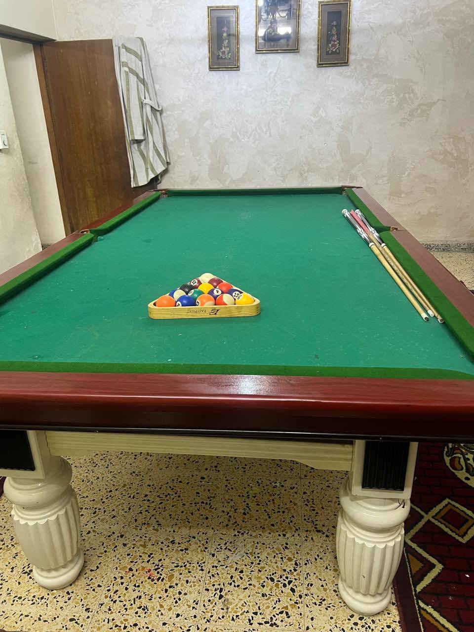 ميز بليارد نضيف
للاستفسار الاتصال ع الرقم 

***********
